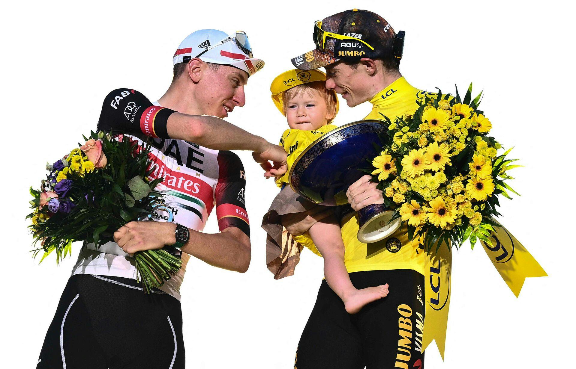 Jonas Vingegaard henviste i 2022 Tadej Pogacar til andenpladsen i Tour de France. Nu bliver slovenerens forberedelser til sommeren 2023-udgave forstyrret af et brækket håndled.