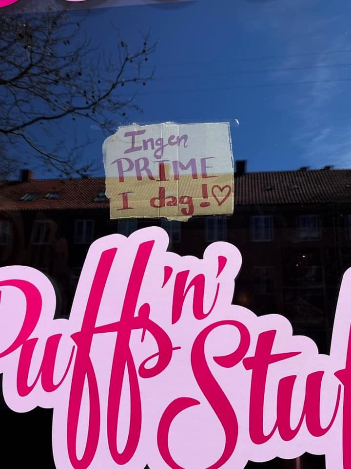Pandekagebutikken "Puffs n Stuff" ville dele gratis PRIME Hydration ud til børn og unge, men arrangementet endte med at blive lukket i samarbejde med politiet.