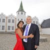 Susan Astani-Kjær og Christian Kjær inviterede i weekenden til stor fest med overnatning på Sophienlyst Slot på Fyn.
