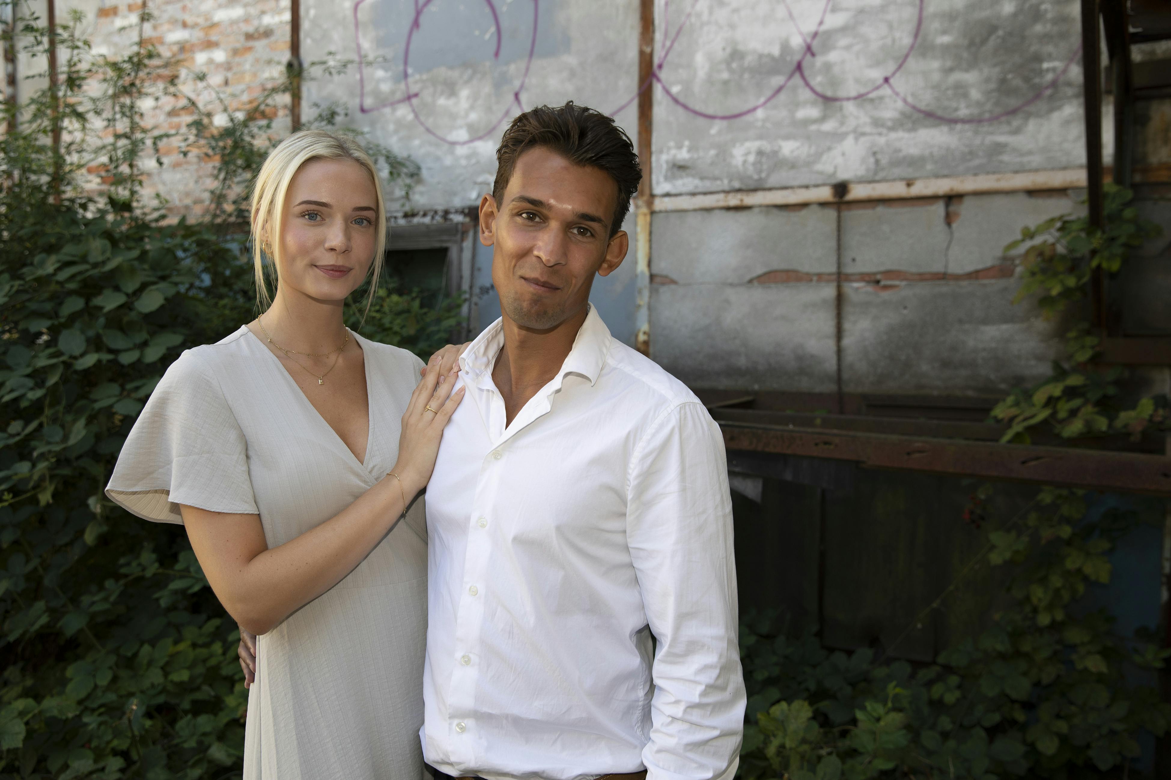 Oliver og kæresten Malou er blevet forældre til deres tvillingedrenge.&nbsp;