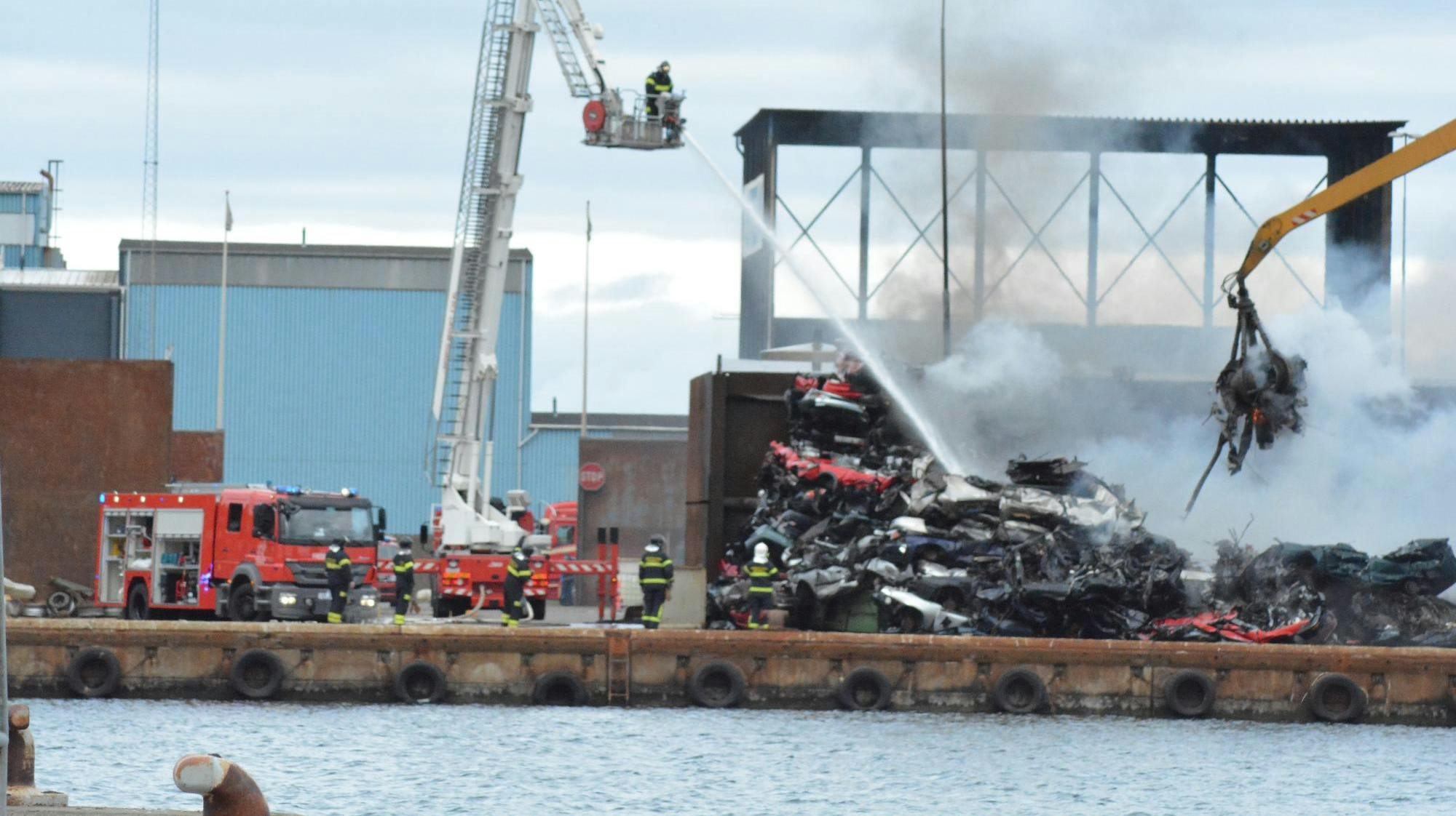 Brand på havnen i Frederikshavn.