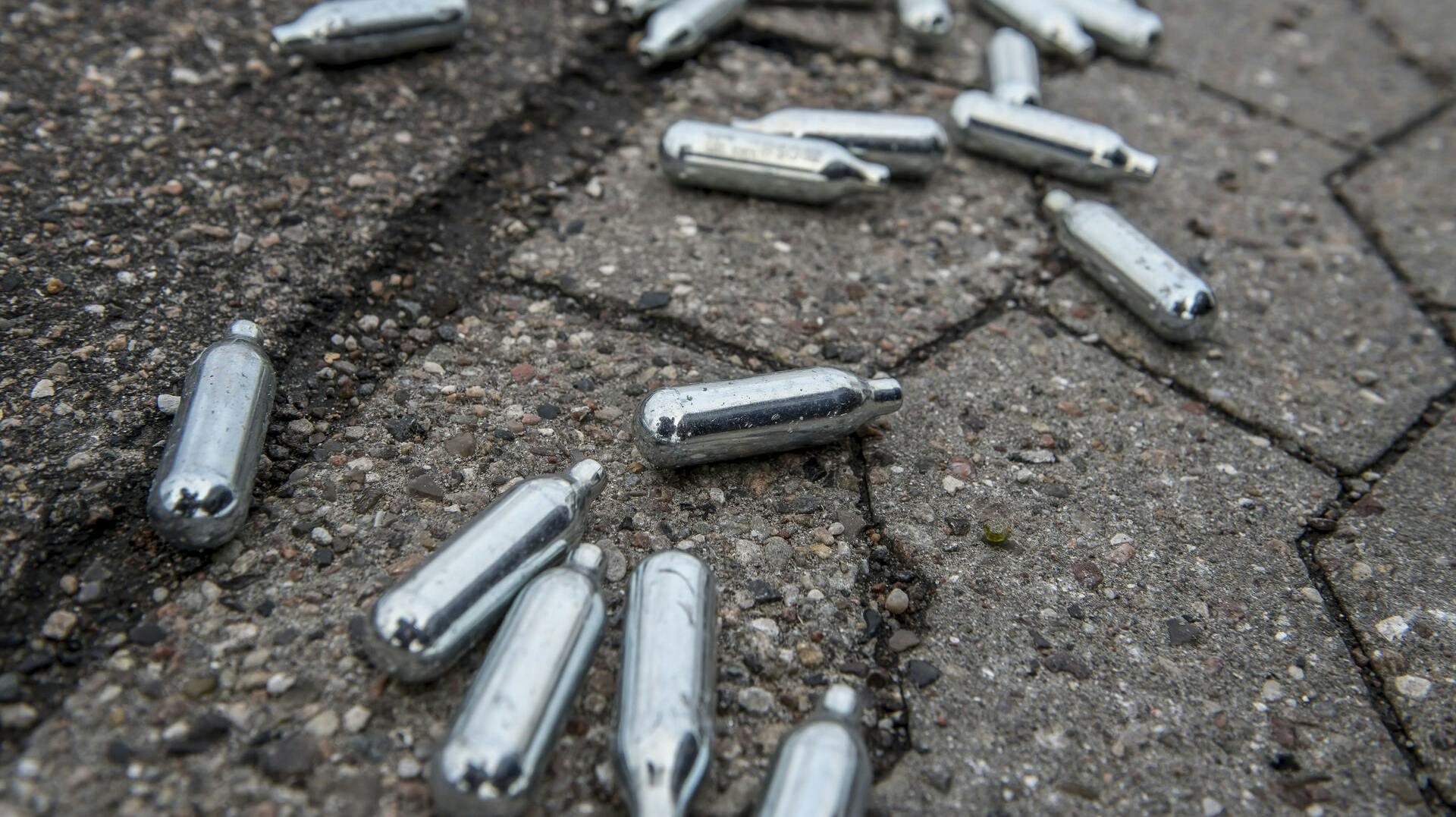 Lattergas kan føre til hjerneskade.
