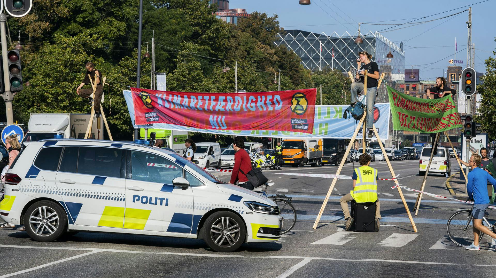 Aktivister fra Extinction Rebellion har tidligere skabt kaos i indre by i forbindelse med klimademonstrationer. Politiet advarer nu om, at der kan komme lignende scener fredag ved Christiansborg.
