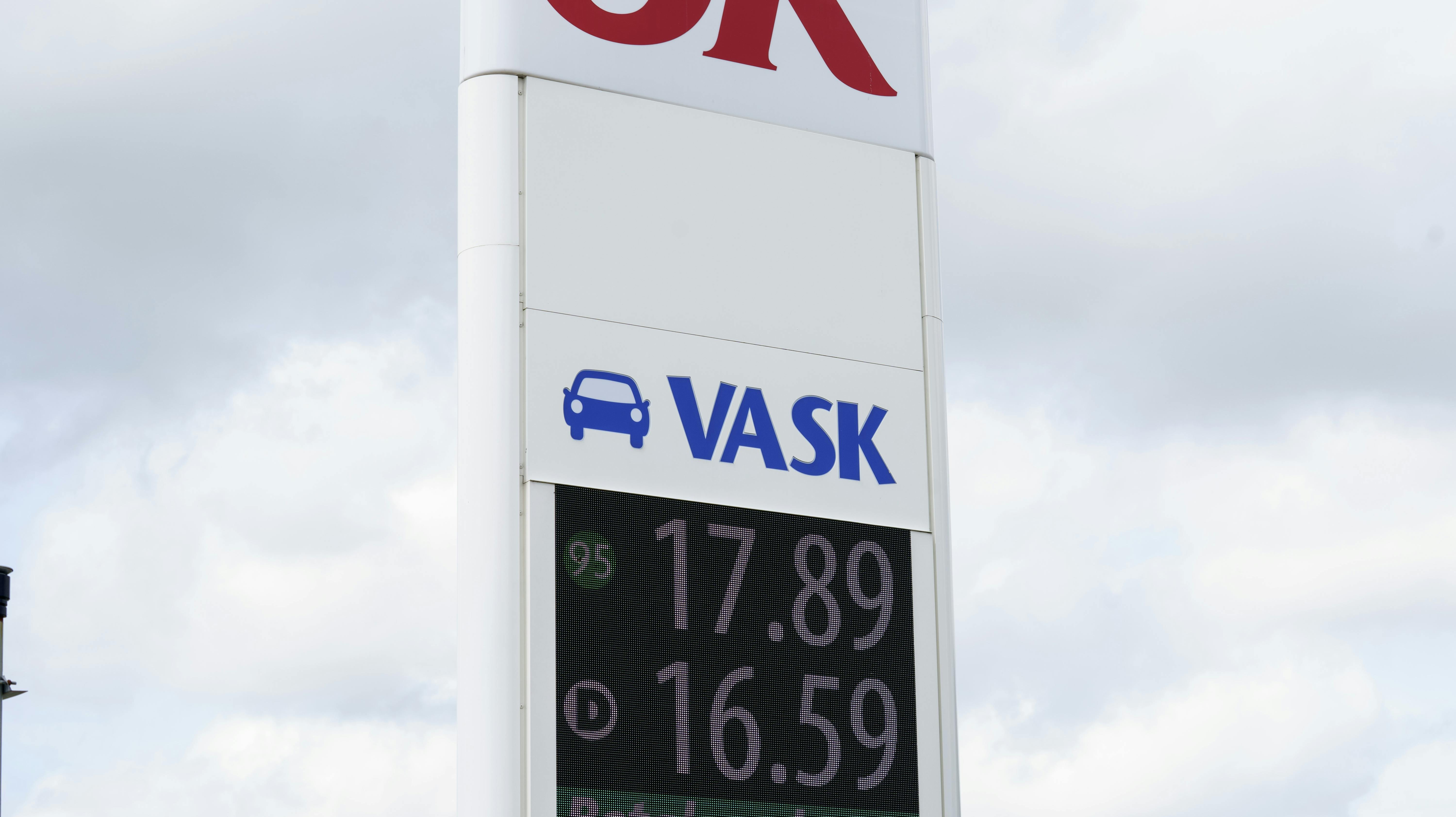 Seks OK-tankstationer har solgt urent diesel.