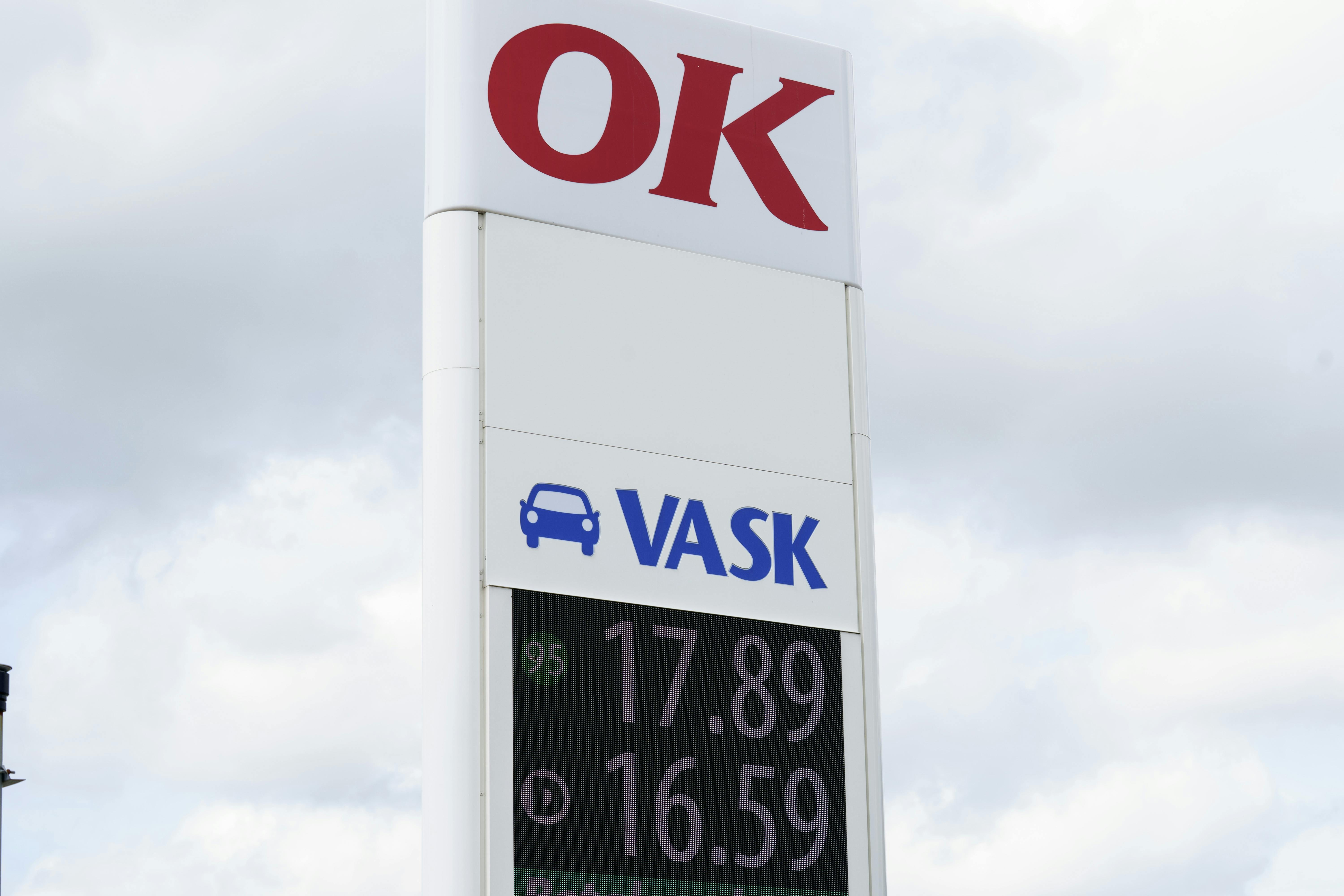 Seks OK-tankstationer har solgt urent diesel.