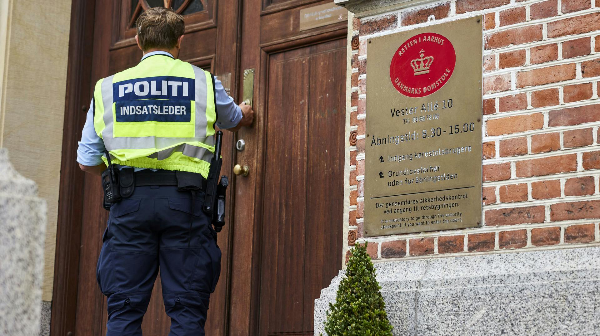 En 41-årig mand er blevet sigtet for at have frihedsberøvet en 18-årig kvinde i flere timer.