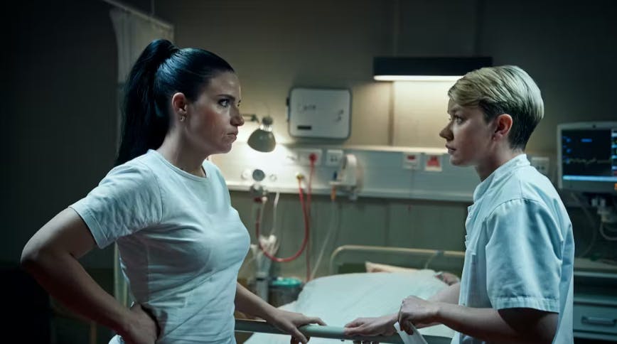 "The Nurse" med Josephine Park som sygeplejersken Christina Aistrup og Fanny Louise Bernth som Pernille Kurzmann.