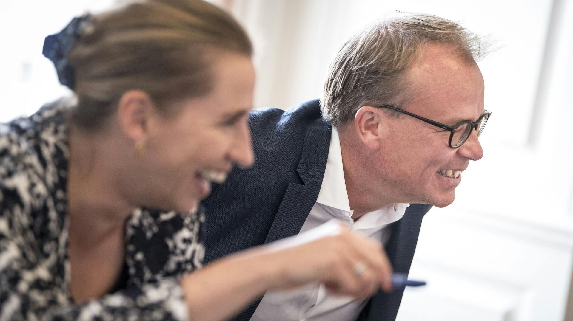 Martin Rossen er fortsat en meget nær allieret til Mette Frederiksen, selvom han formelt er stoppet som politisk spindoktor.