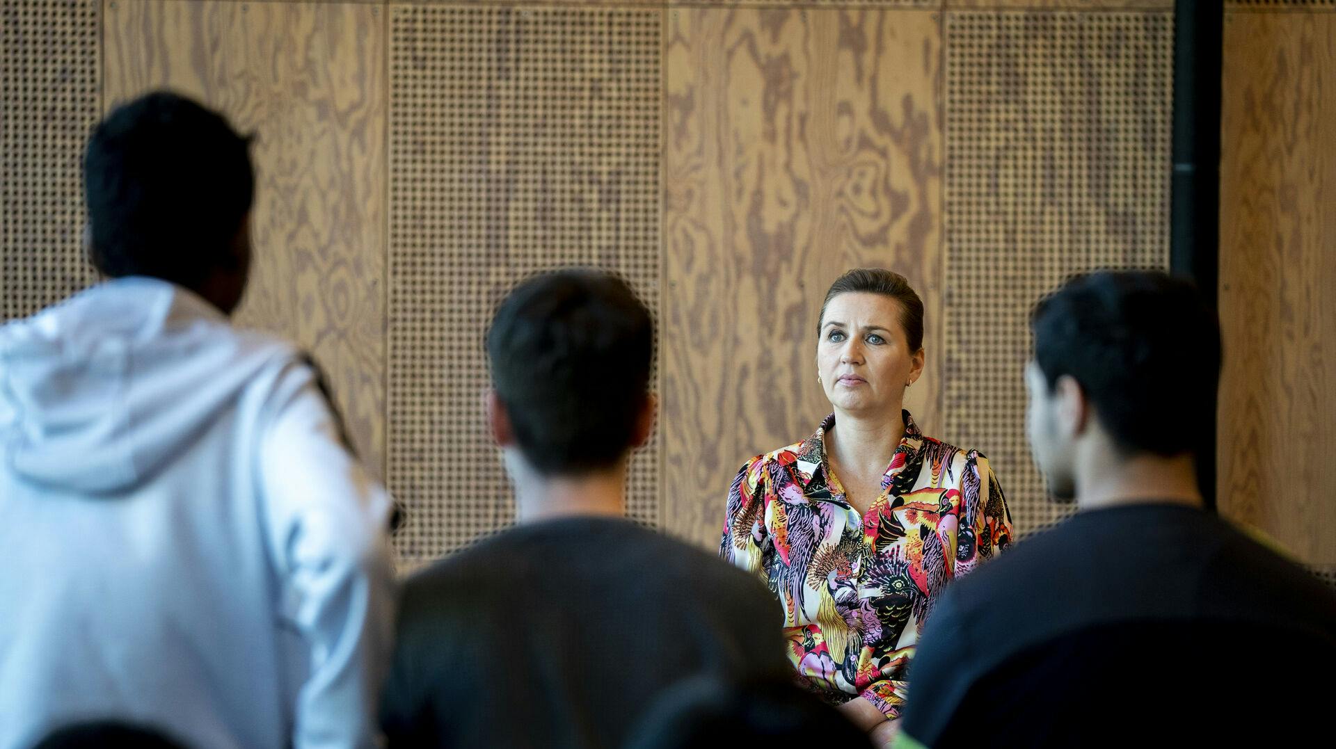 Det bliver spændende at se, om Mette Frederiksen (S) også er parat til at skære 10. klasse ud af grundskolen.