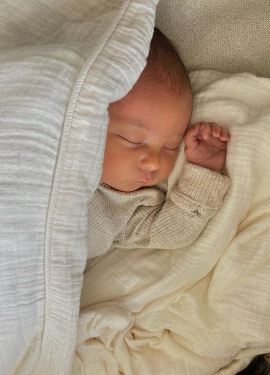 Den lille ny kom til verden i sidste uge og er allerede noget af en Instagram-sensation. 