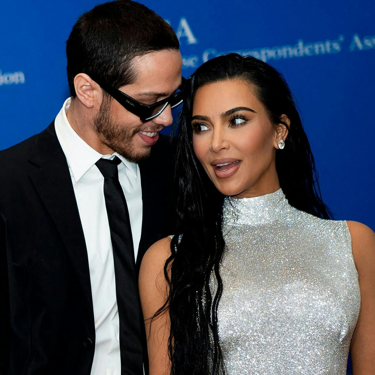 Pete Davidson og Kim Kardashian var kærester indtil august sidste år. Nu er de blevet genforenet til Met Gala.