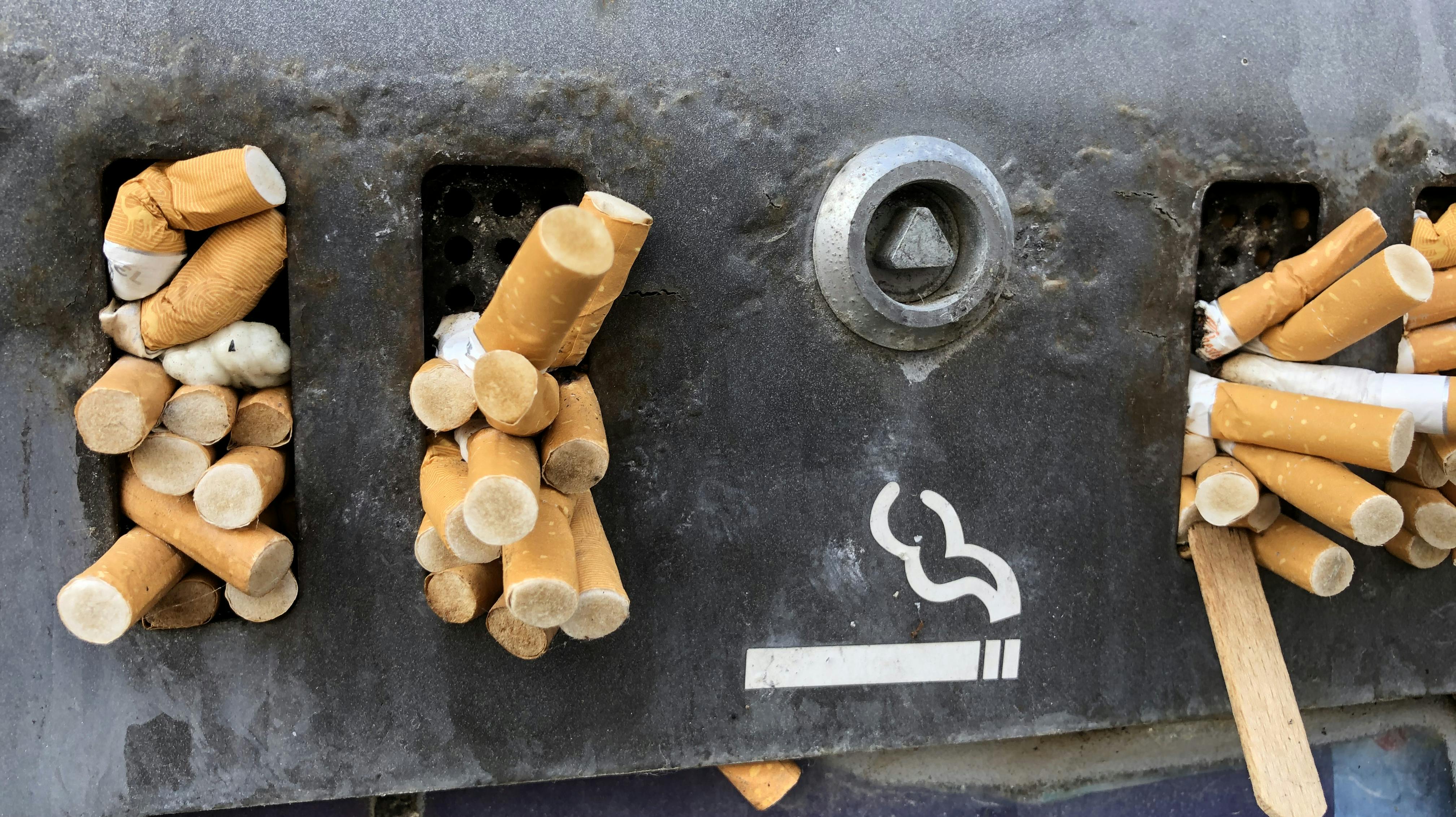 Australien hæver priserne på cigaretter, så de om få år vil koste mere end 200 kroner.