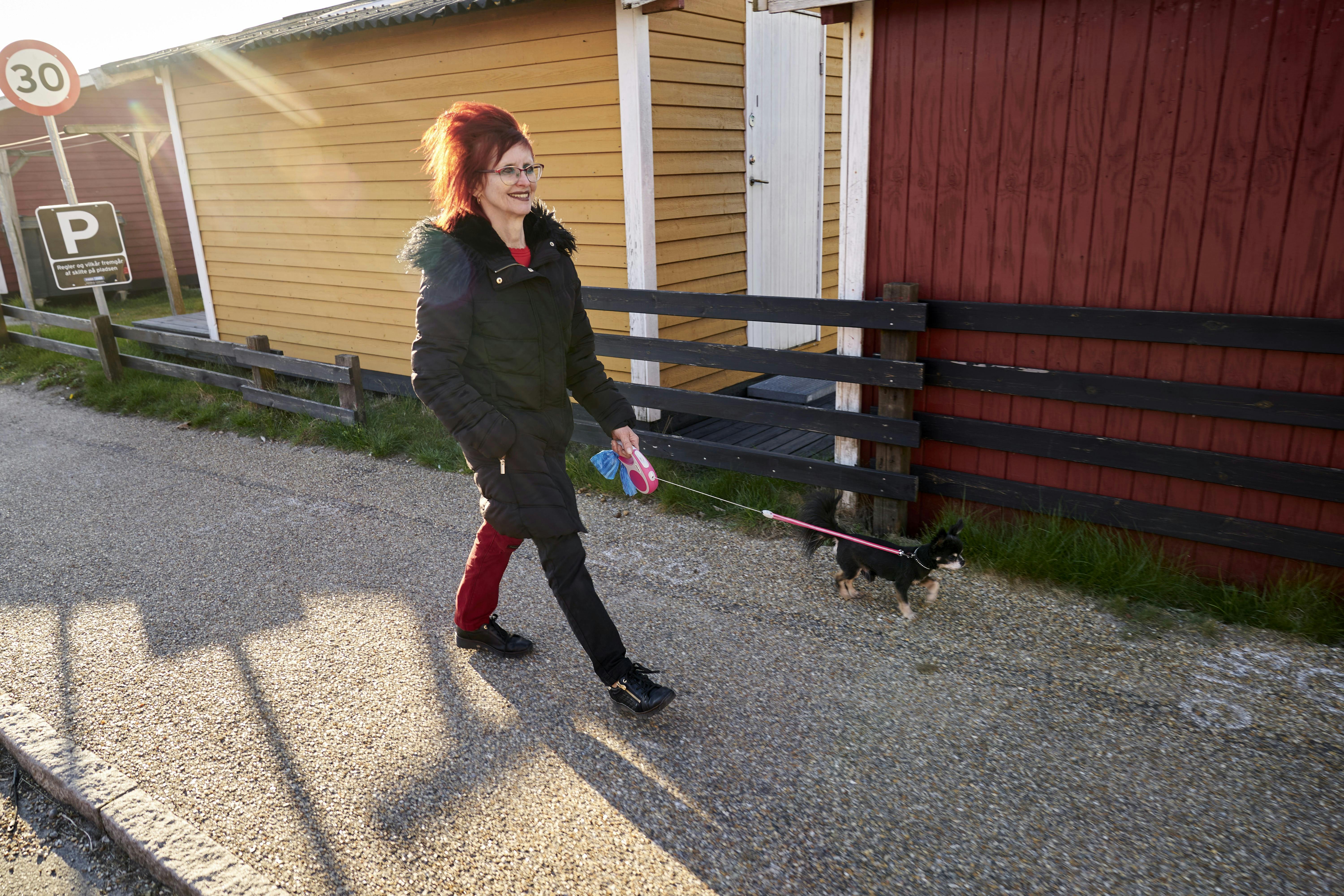 Hunden Oscar er foreløbig den eneste “fyr” i Sussis liv. Men næste år regner hun med at få endnu en hund i huset. – Det bliver engang til næste forår, da min svigerinde og bror skal have hvalpe.