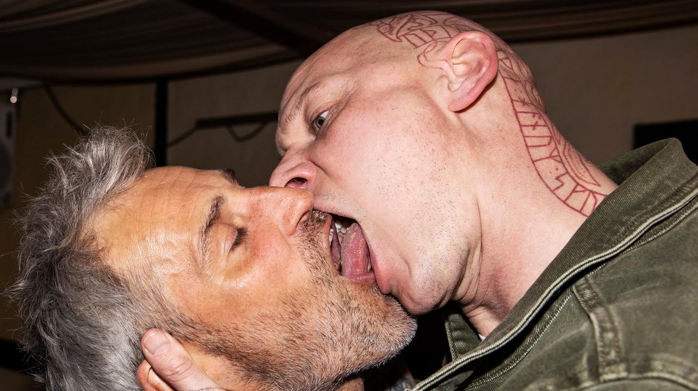 Da Oliver Bjerrehuus fik snavet med en mand, var det den helt store tur, for Jim Lyngvild er ikke nærig med tungen.