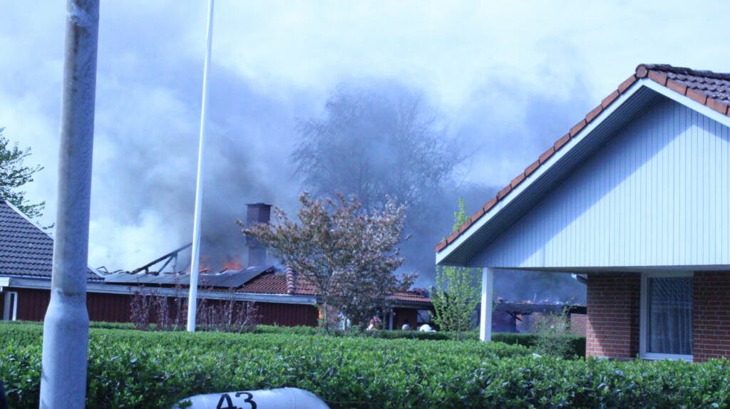 Der er fredag eftermiddag udbrudt brand i en i Vissenbjerg på det centrale Fyn.