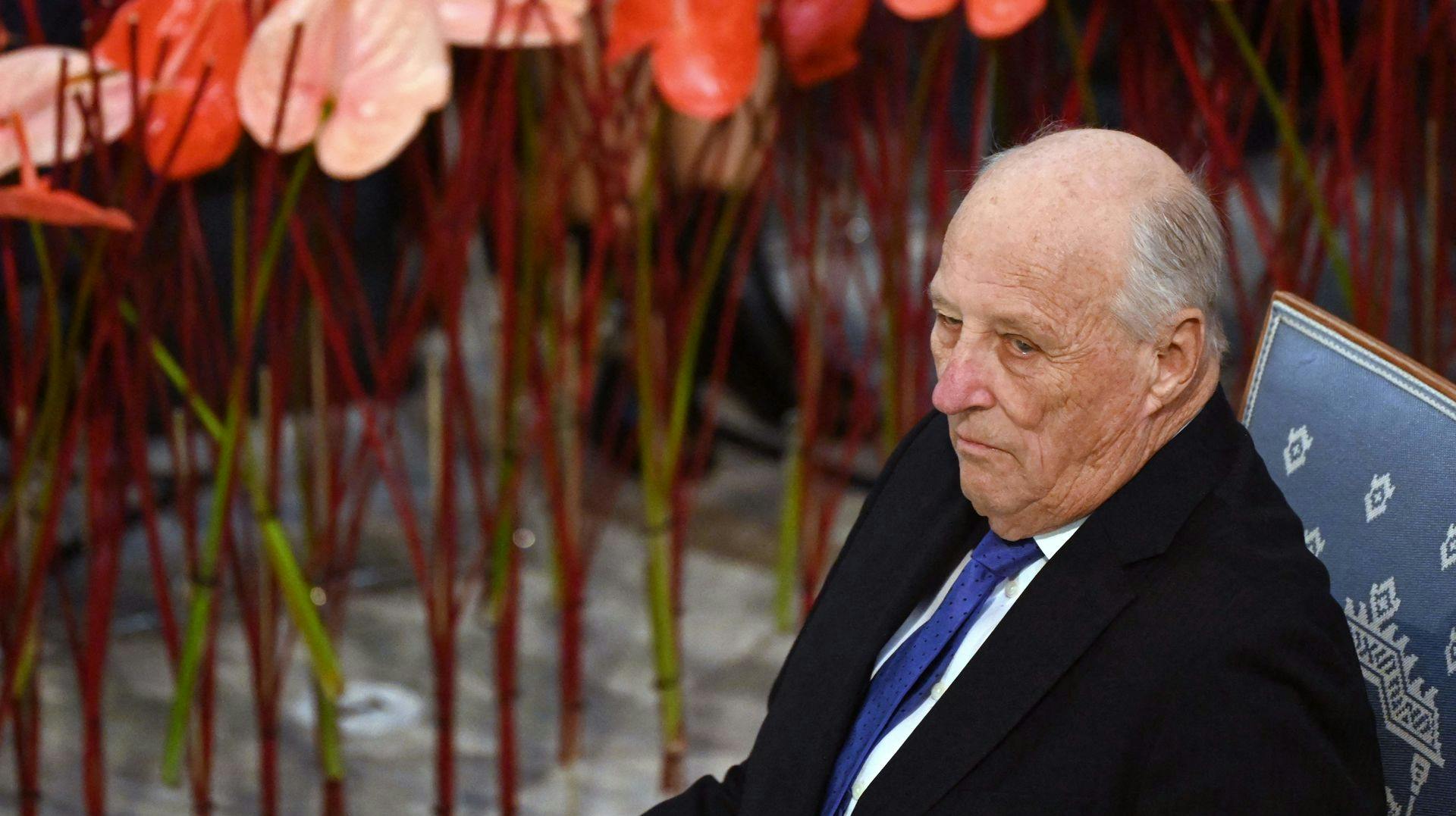 Kong Harald er blevet indlagt. 