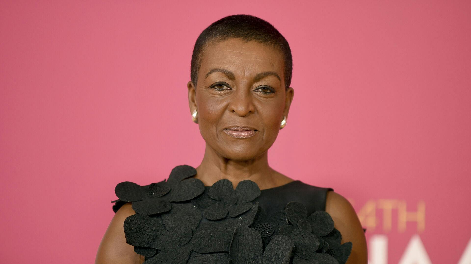 Adjoa Andoh er kommet i strid modvind efter kommentar til kong Charles' kroning.