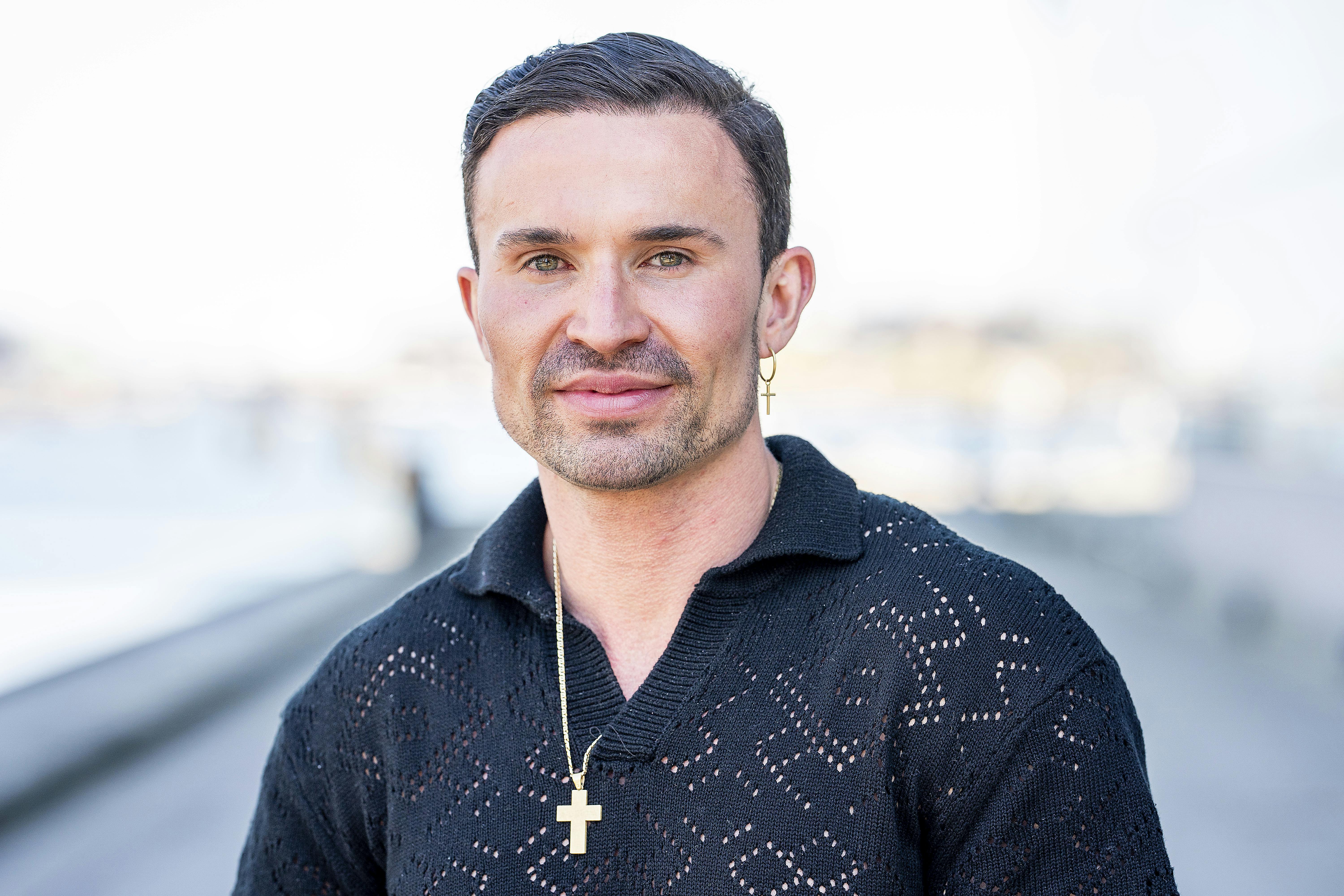 Gustav Salinas og ekskæresten fortsætter med at arbejde sammen.