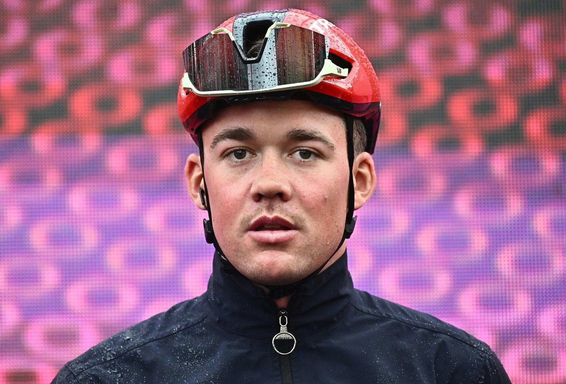 Der kan sidde et overskæg på Mads Pedersens ansigt, hvis ikke han vinder en etape under årets Giro d'Italia, hvor han ellers har gode chancer for netop det.