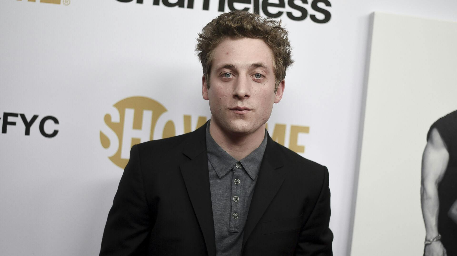 Jeremy Allen White skal skilles fra skuespillerinden Addison Timlin.