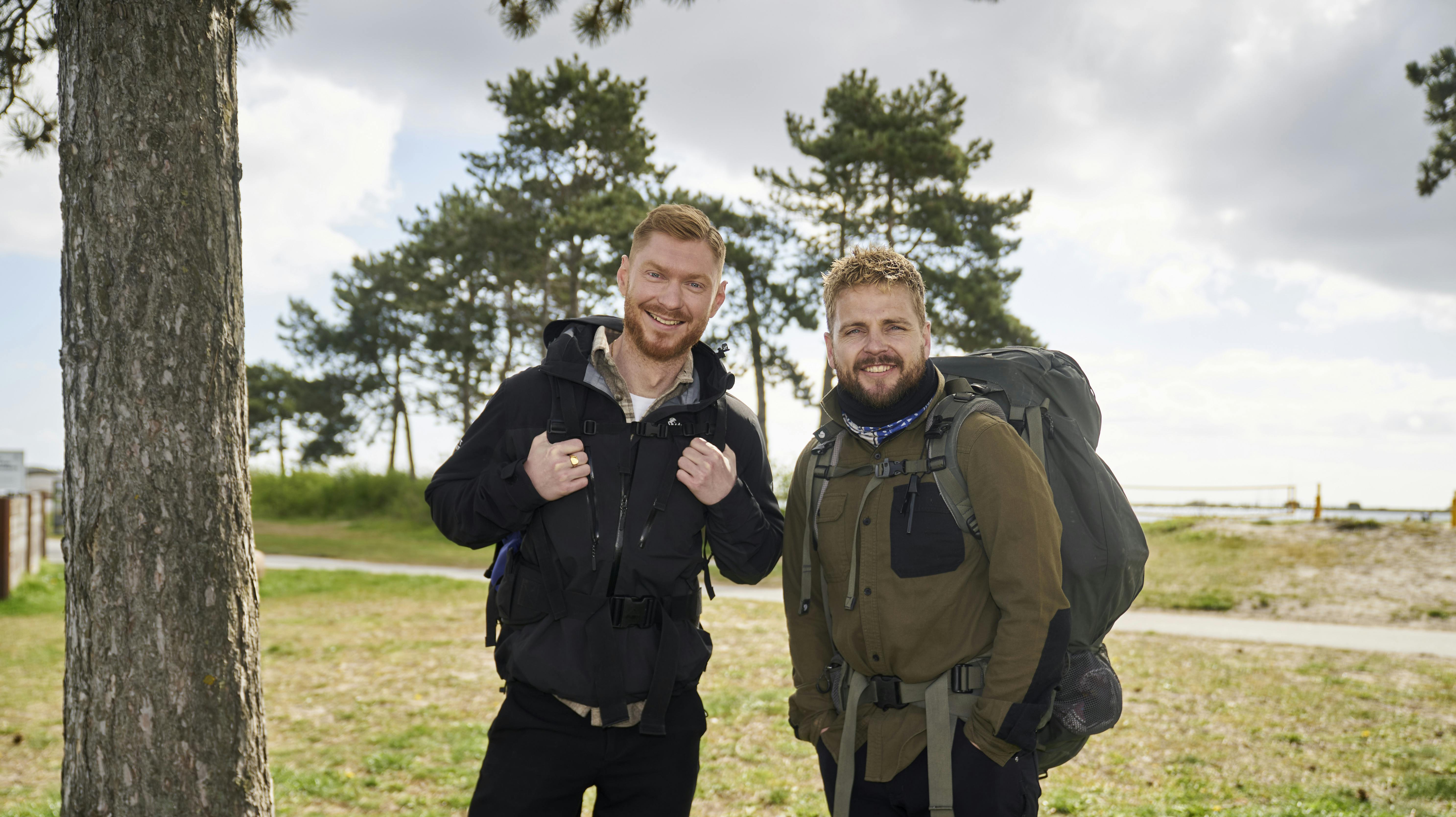 Kasper Kirkegaard og Kasper Fisker har måtte tage nogle seriøse snakke med hver deres partner inden afrejsen i august. nbsp;