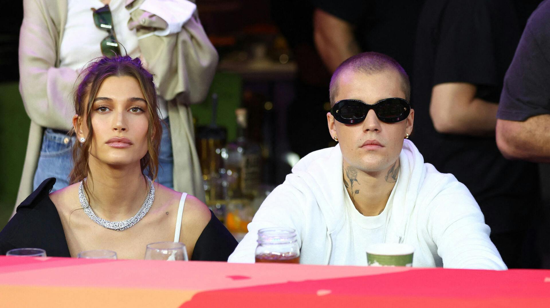 Arkivfoto af Hailey Bieber med hendes kendte mand, sangeren Justin Bieber.