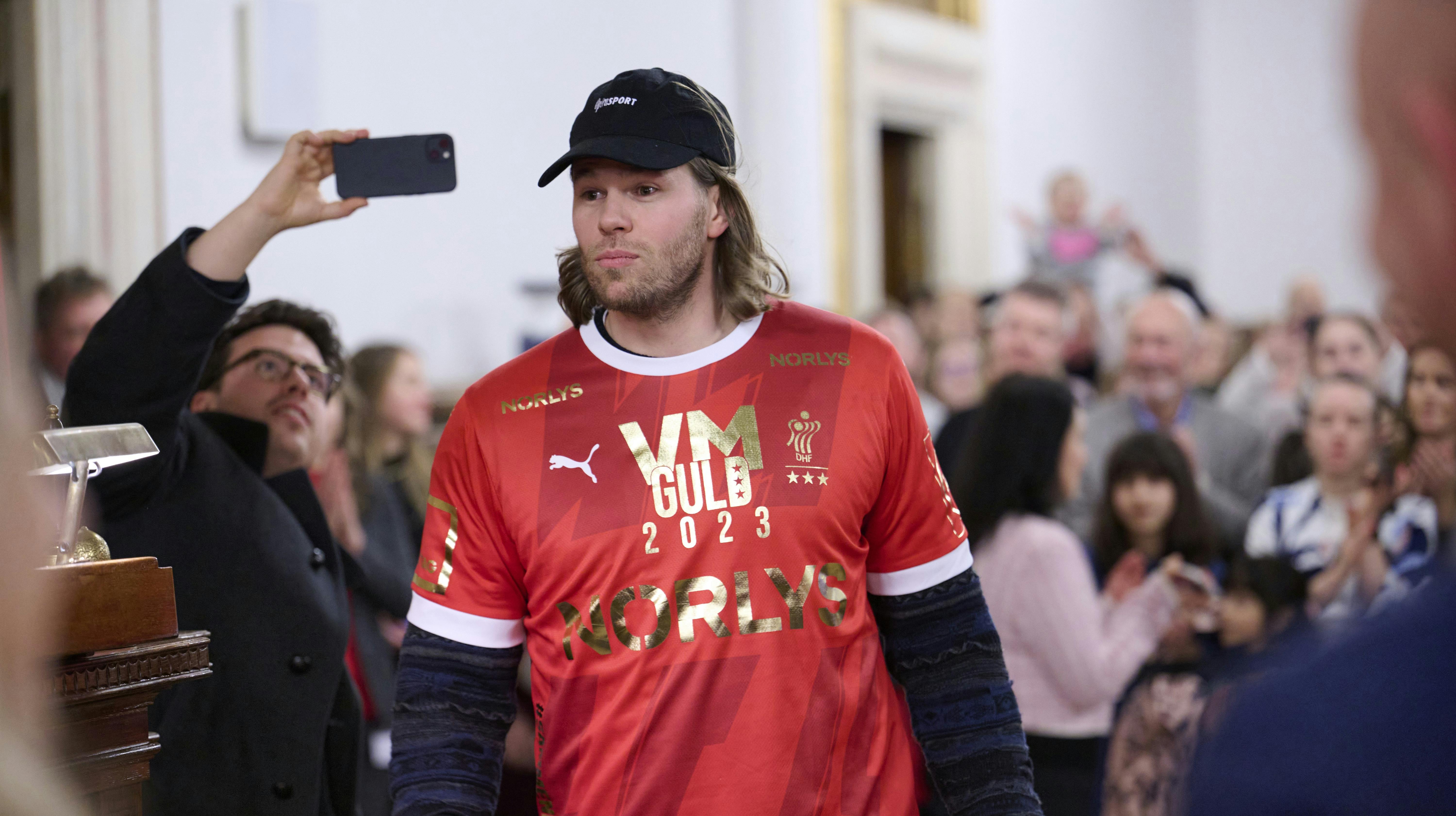 Mikkel Hansen er i bedring. Men kommer ikke til at spille mere i denne sæson.&nbsp;