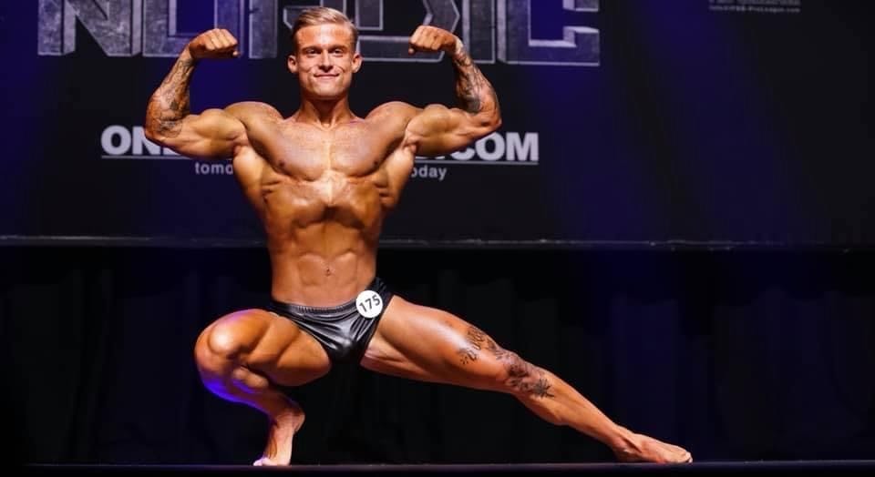 Robin Christensen på scenen.