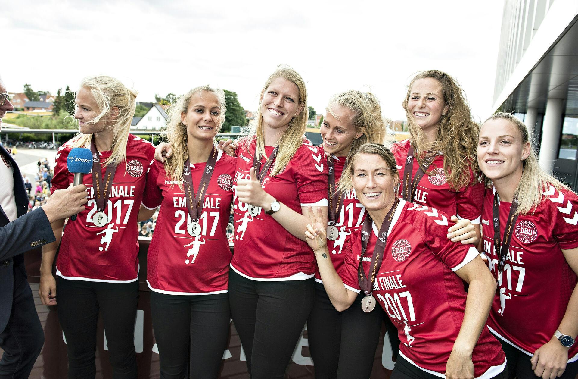 Det danske kvindelandshold vandt EM-sølv ved slutrunden i Holland i 2017. En oplevelse som Theresa Eslund kalder for en af de største overhovedet i karrieren.