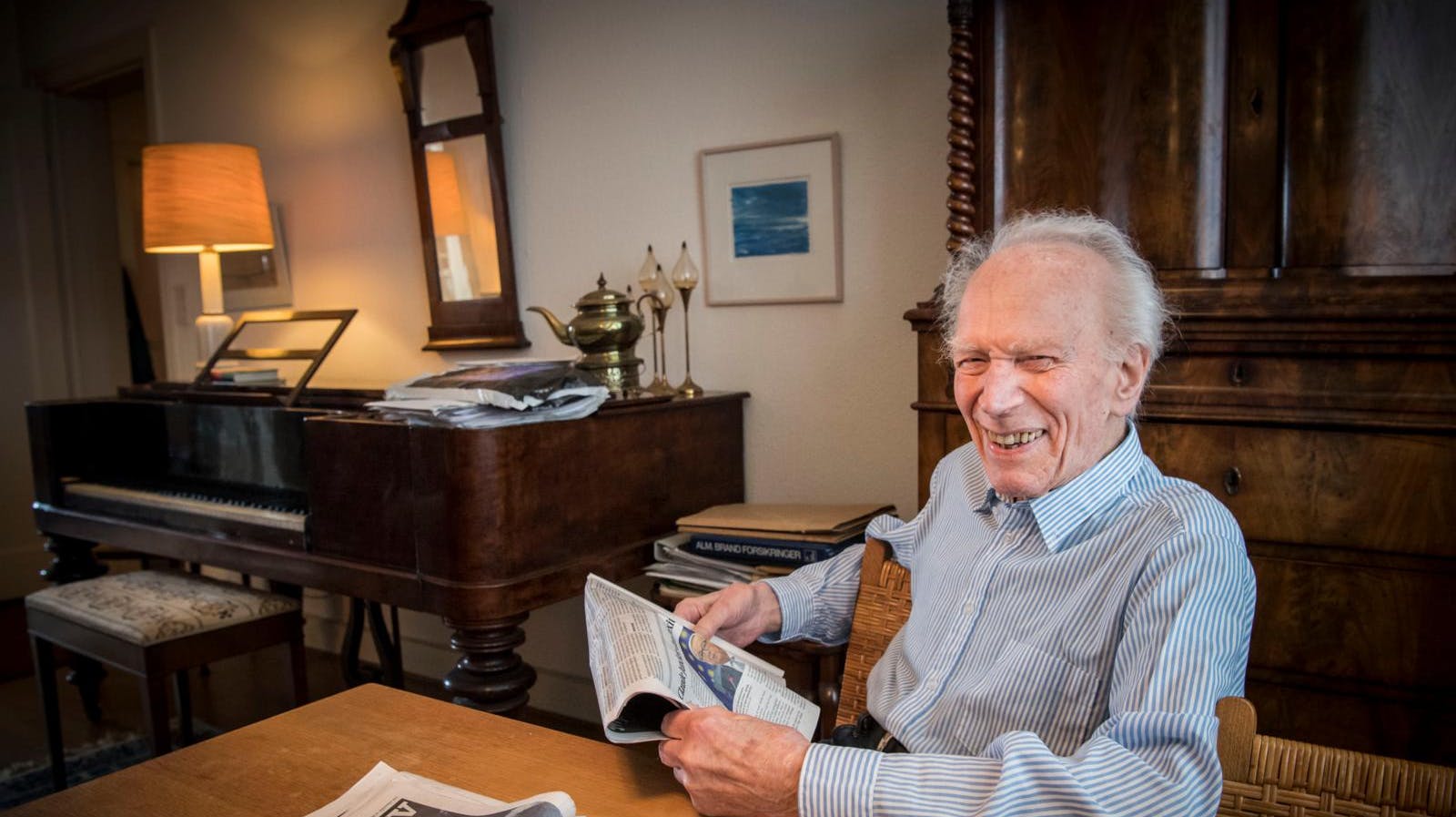 Venner og familie var i dag samlet på Frederiksberg for at tage afsked med Holger Perfort, som gik bort den 29. april i en alder af 97 år. 