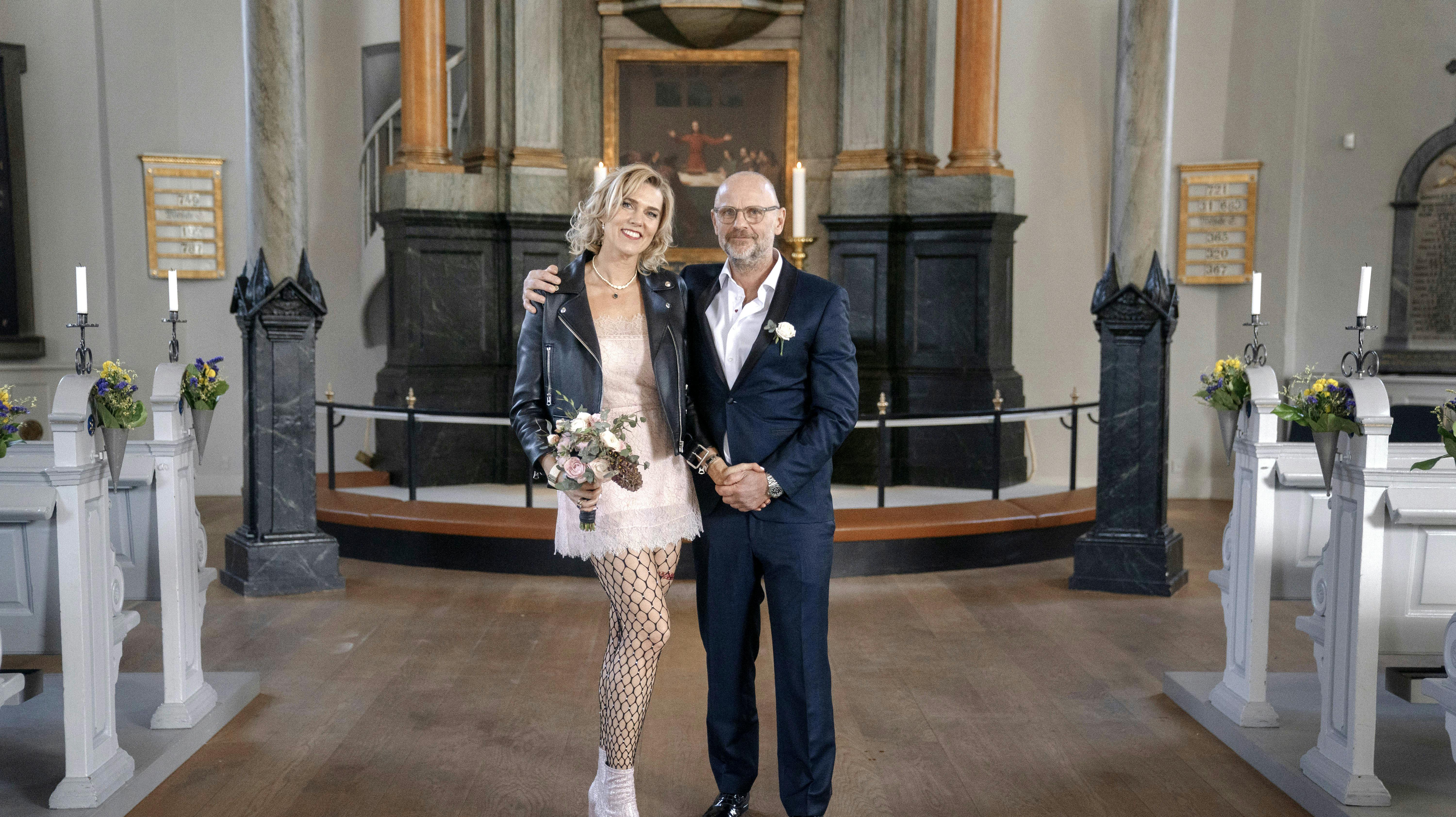 Henrik Qvortrup og Nanna Thoustrups blev gift i Frederiksberg Kirke 26. marts 2022.