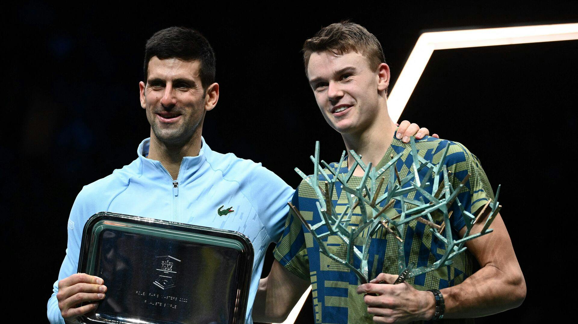Senest Holger Rune og Novak Djokovic mødtes, vandt danskeren højst overraskende i finalen ved Paris Masters.