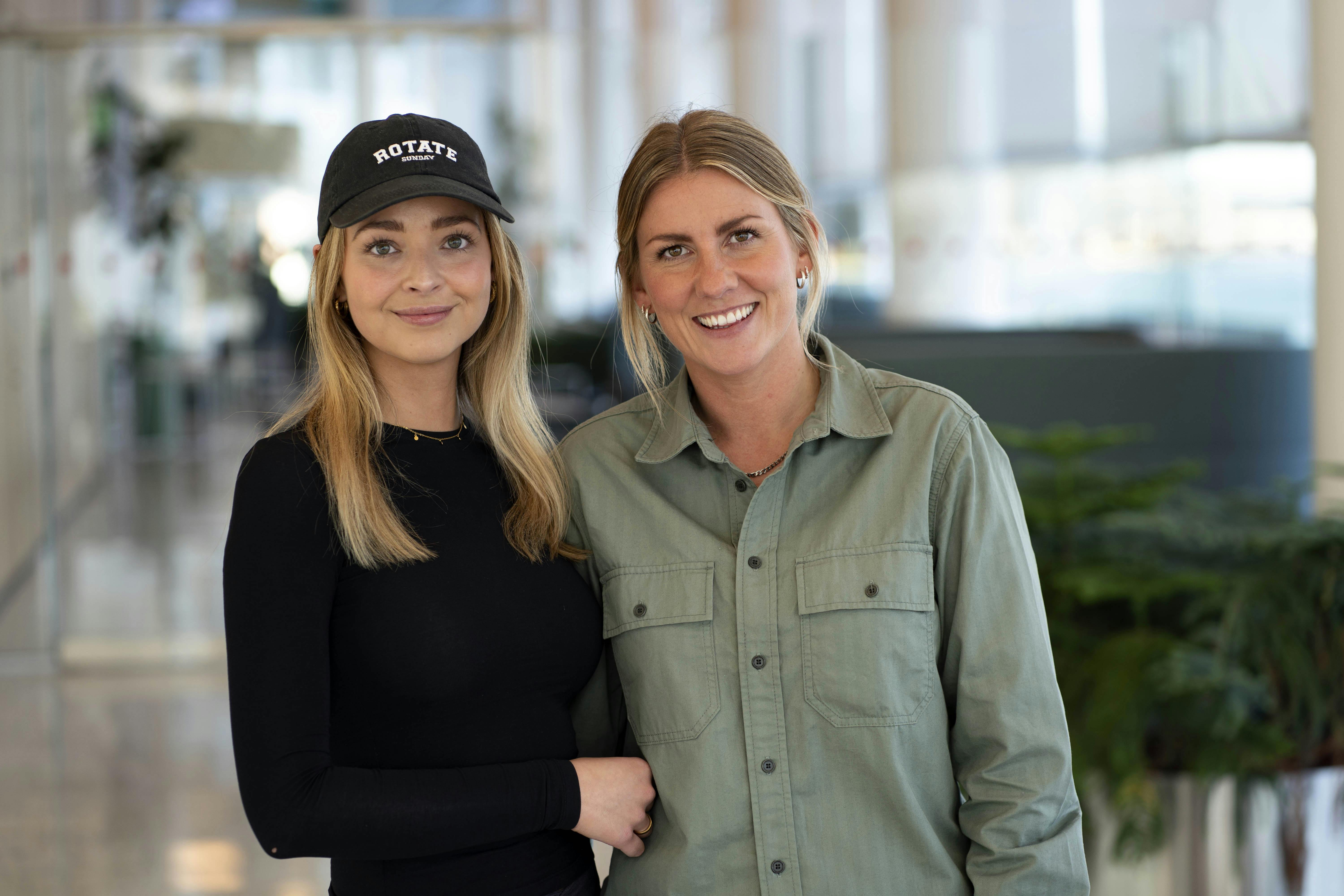 Mette og Julie var i første omgang ikke just begejstrede for udvalget af fyre i "Bachelorette".