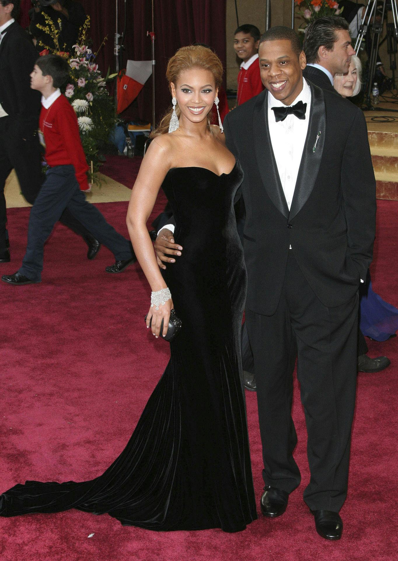 Beyonce og Jay-Z har dannet par siden 2001 og har tre børn sammen. Blue Ivy og tvillingerne Sir og Rumi.
