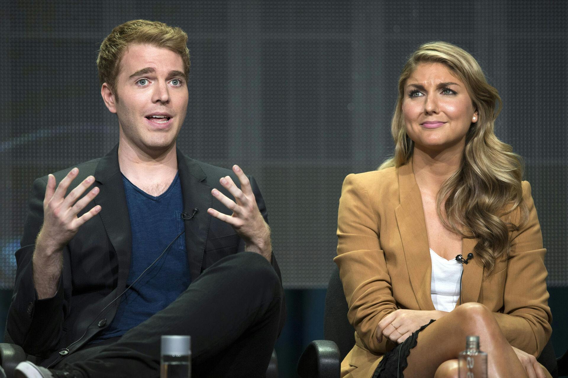Shane Dawson skal være far for første gang. Det afslører han med sin mand i en YouTube-video.