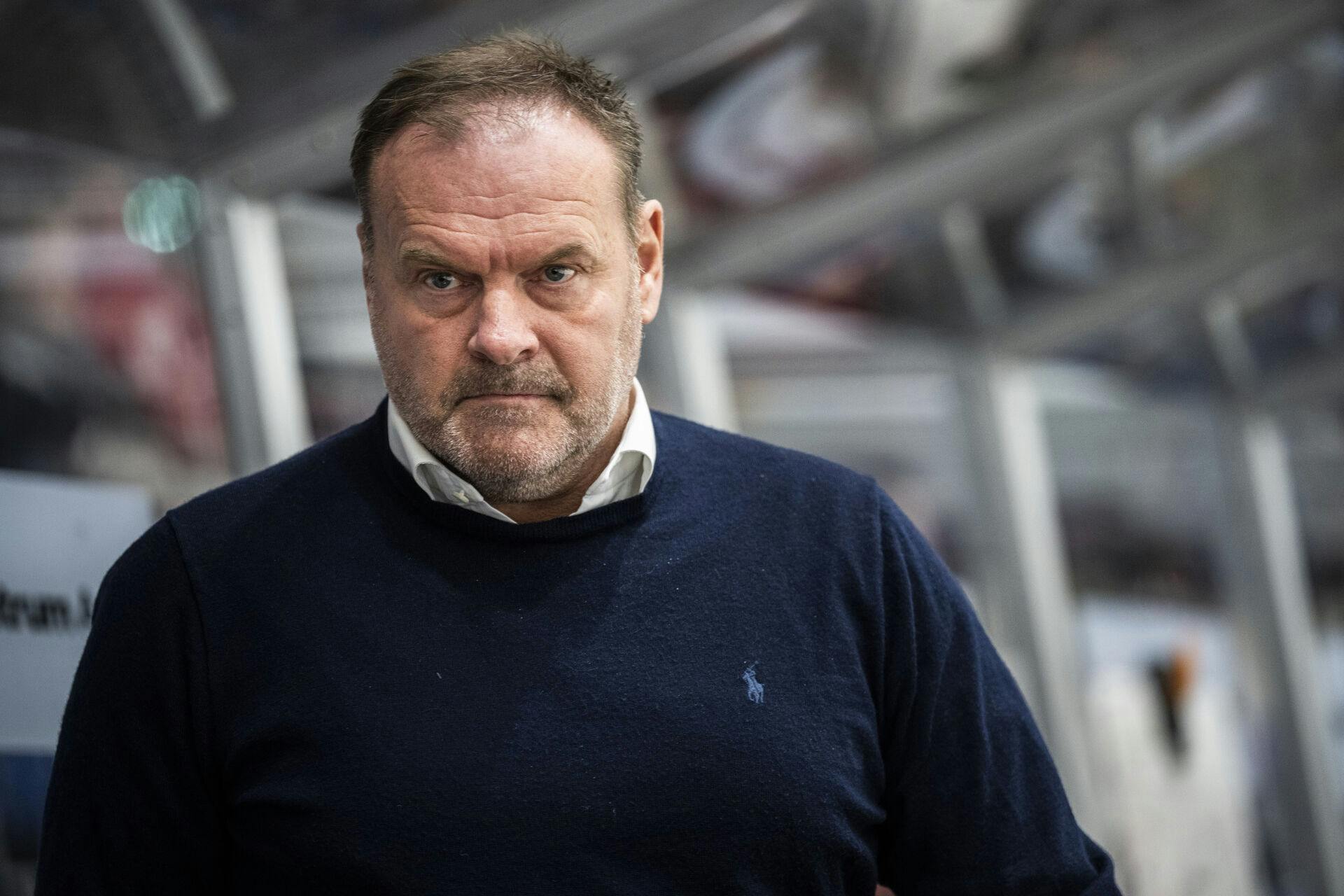 Heinz Ehlers står med stor sandsynlighed i spidsen for sin sidste landskamp som landstræner for det danske ishockeylandshold, når Danmark tirsdag aften møder Finland ved VM.