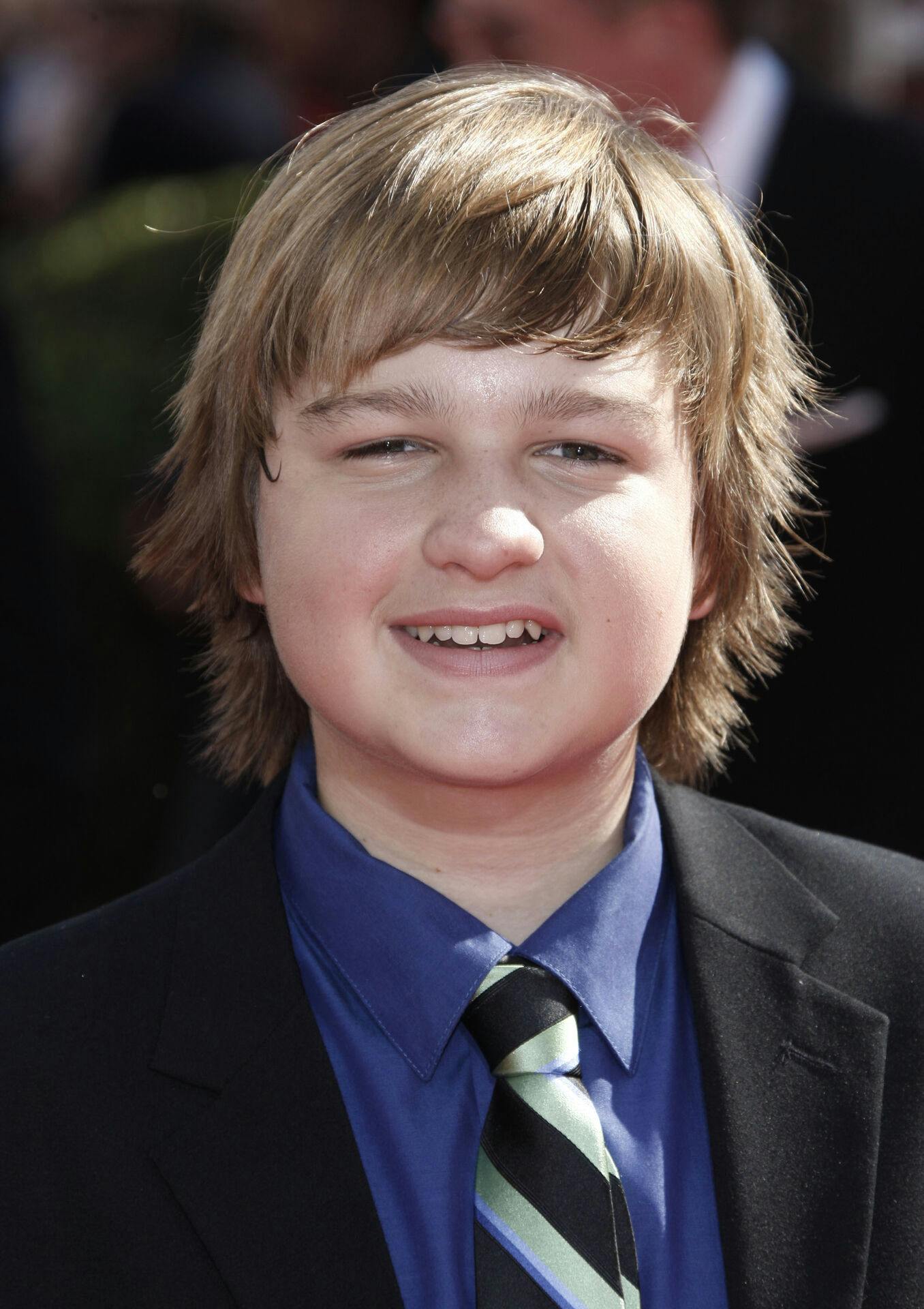 Angus T. Jones til Emmy-uddelingen i 2008.
