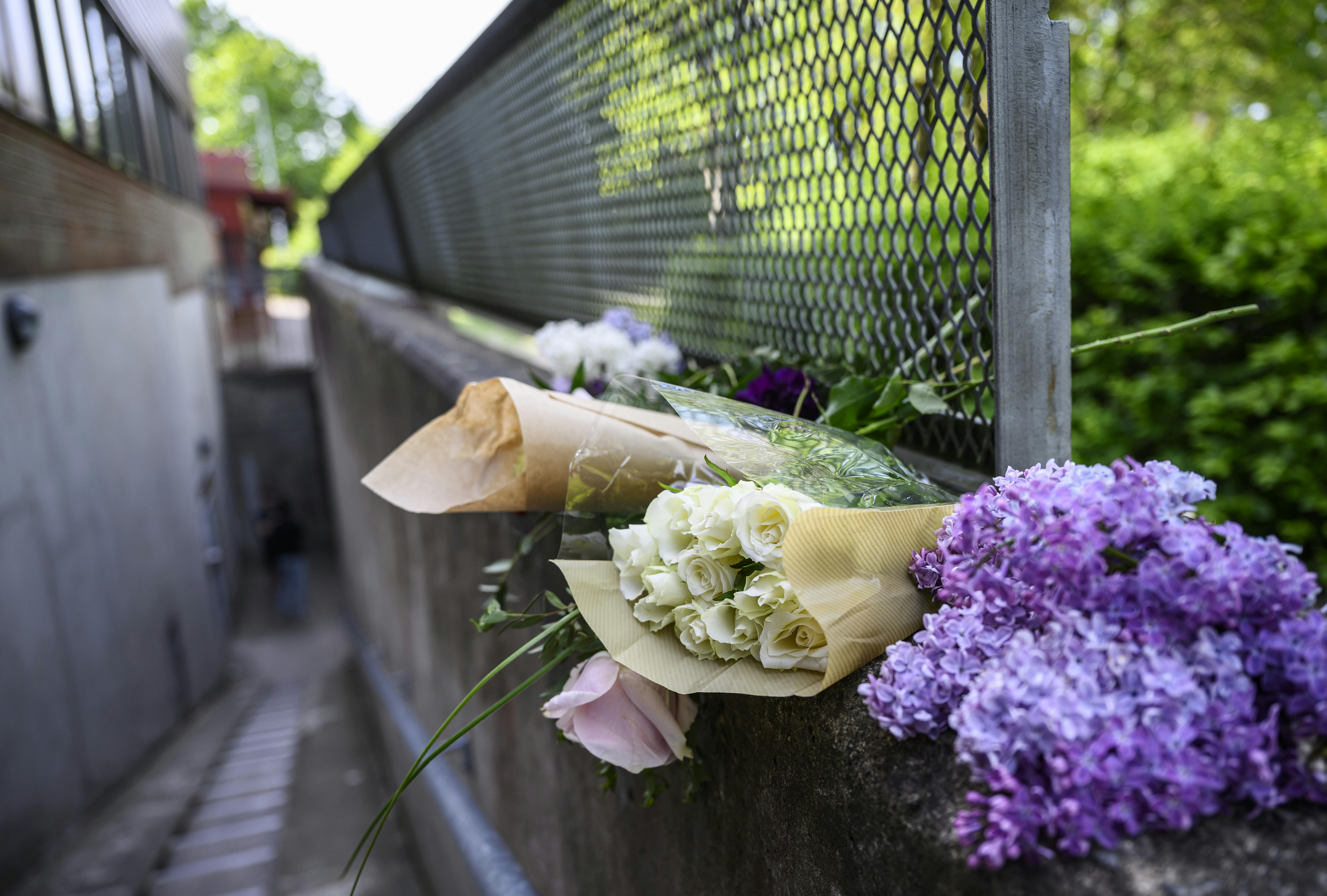 Den 10-årige pige styrtede i døden fra skolens tag i den svenske by