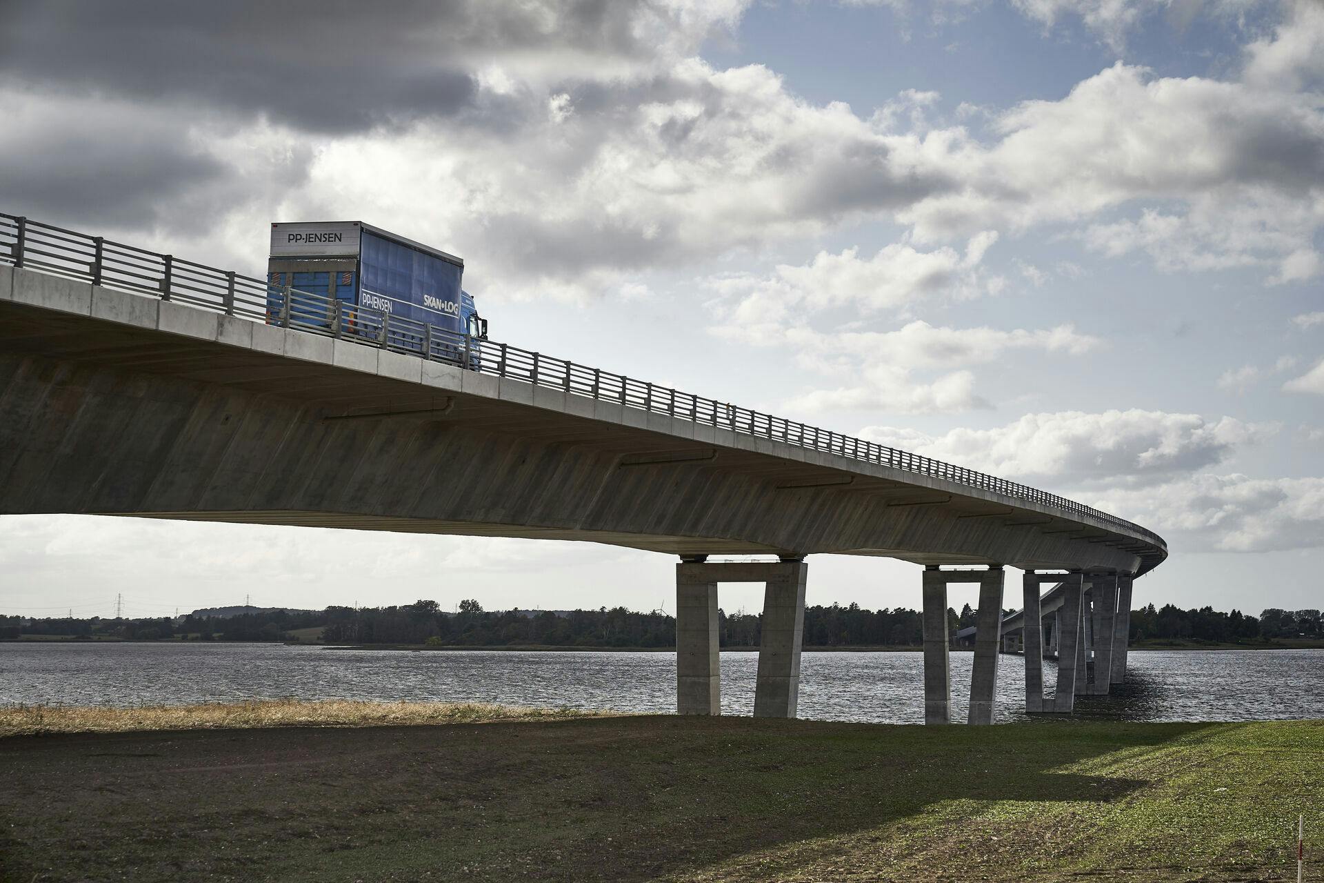 I januar 2022 blev broen gratis at færdes over.