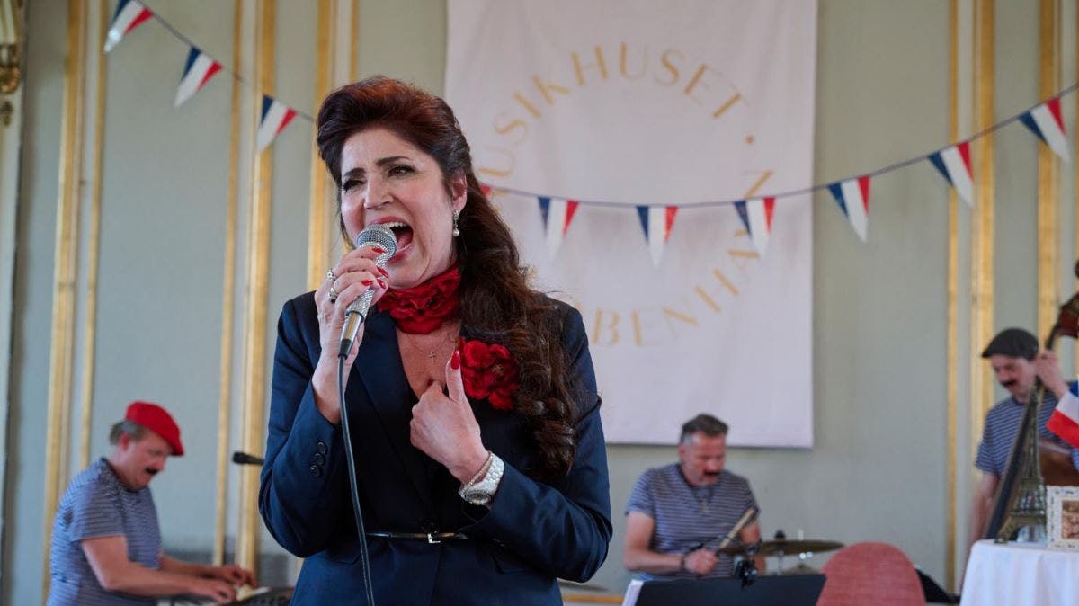 Sangerinden udgav et helt nyt album i forbindelse med jubilæet. 