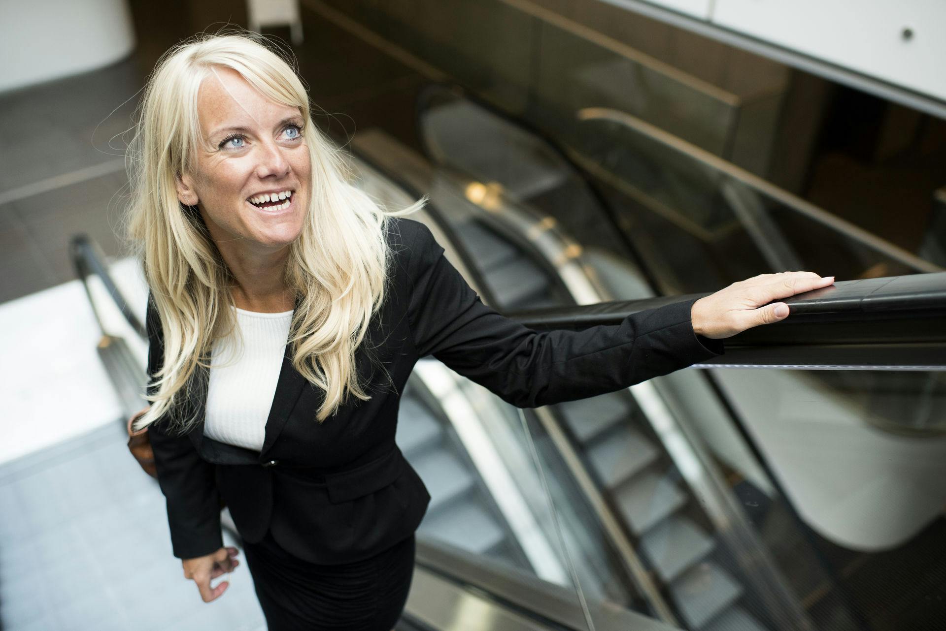 Pernille Vermund bekræfter, at hun har fået rettet tandsættet.&nbsp;