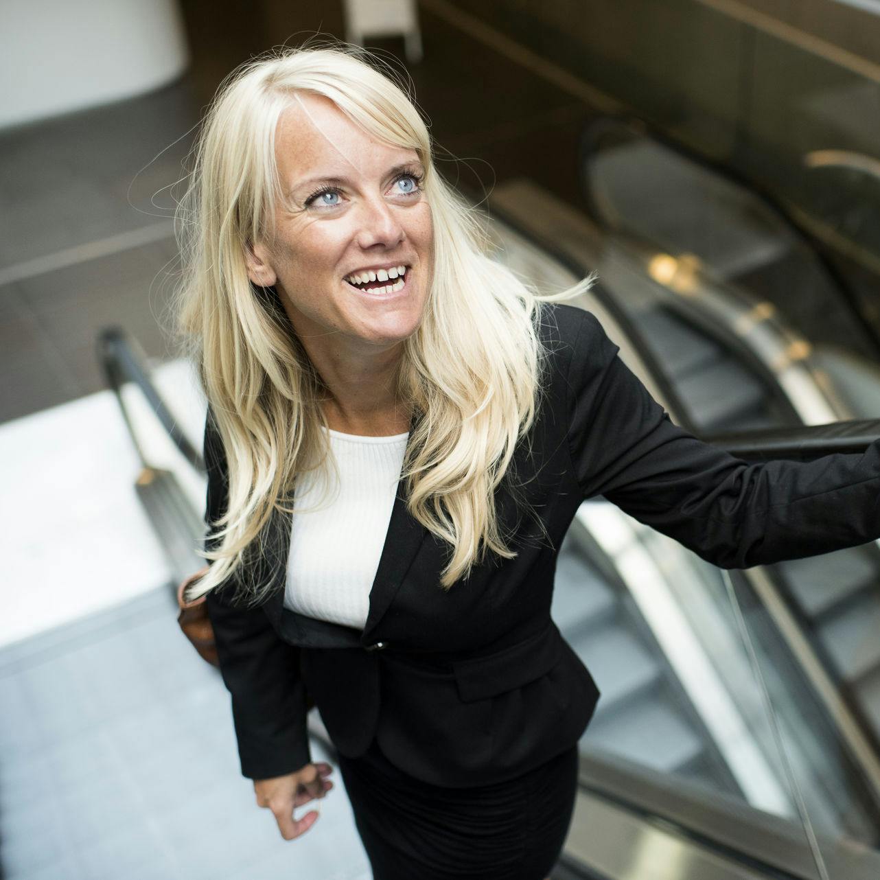 Pernille Vermund bekræfter, at hun har fået rettet tandsættet. 