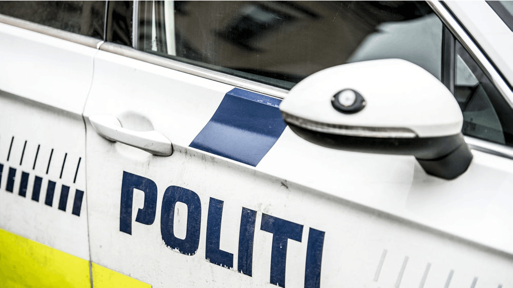 Nordjyllands Politi sendte onsdag morgen en patrulje til Farsø, hvor en kvindelig cyklist var blevet påkørt af en bil. (Arkivfoto).