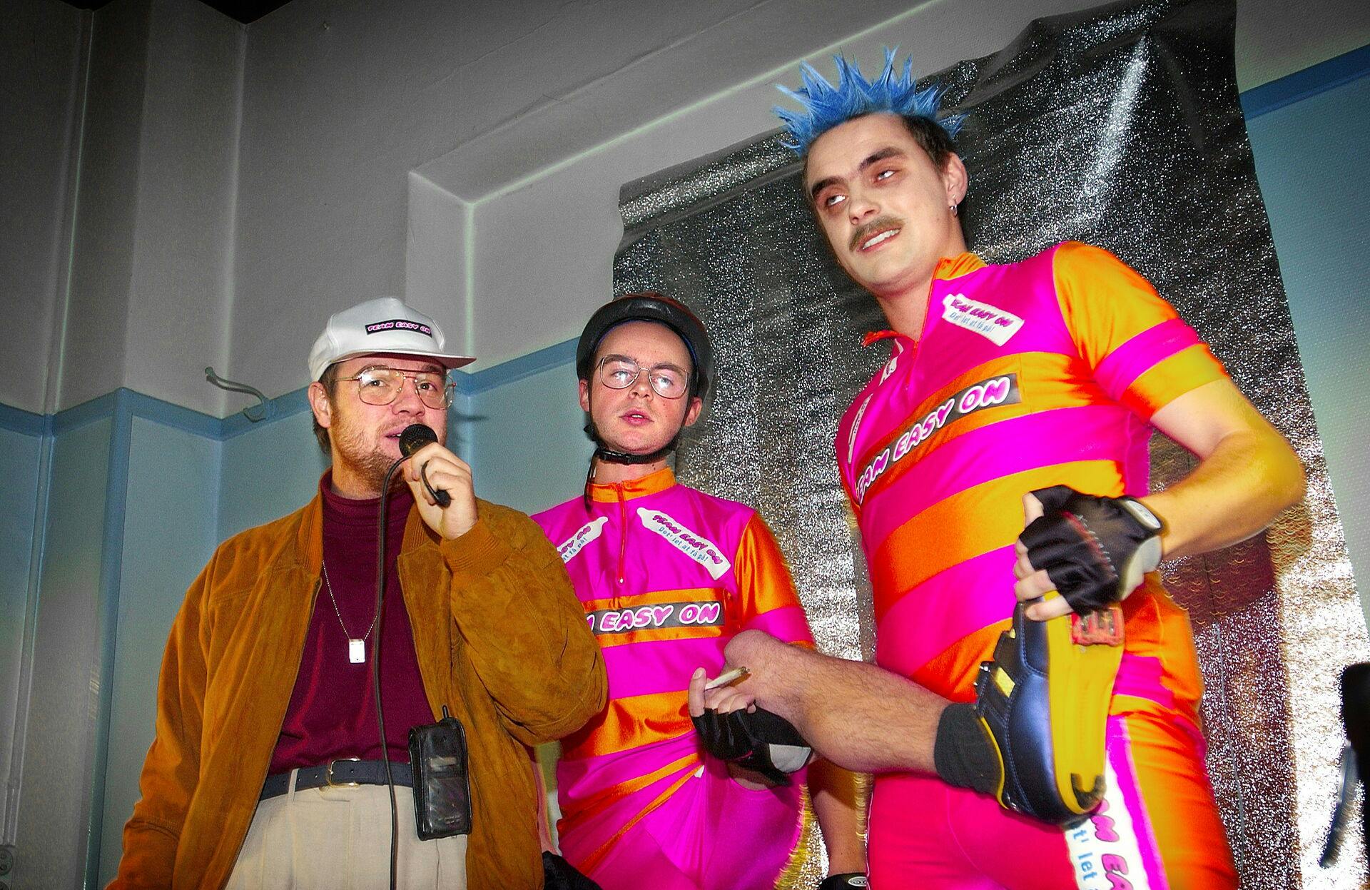 Vi er på vej ned til Touren De skal ha' baghjul nede i Touren For vi er Easy On - Team Easy On