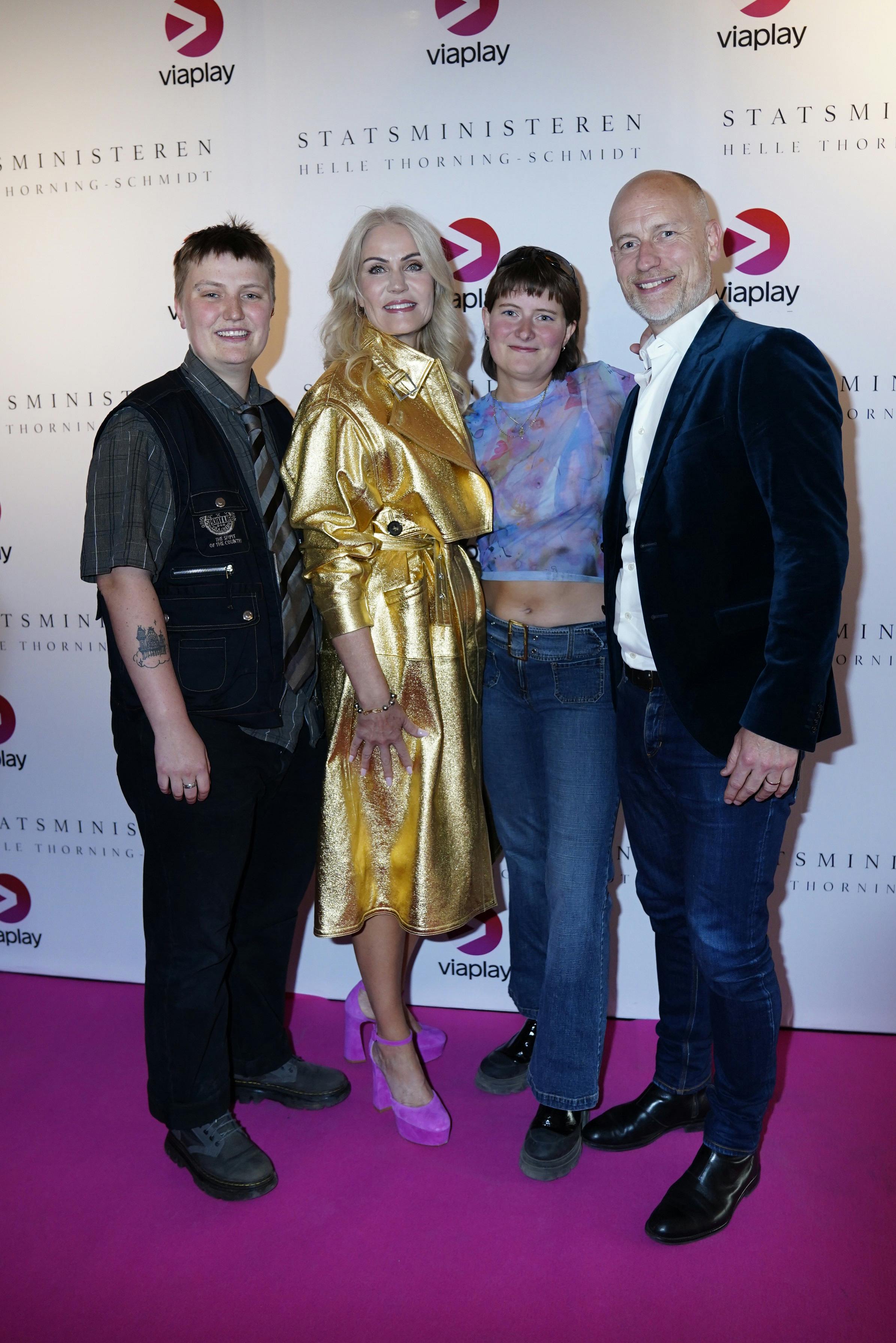 Helle Thorning-Schmidt og Stephen Kinnock med deres to børn Milo og Johanna.&nbsp;
