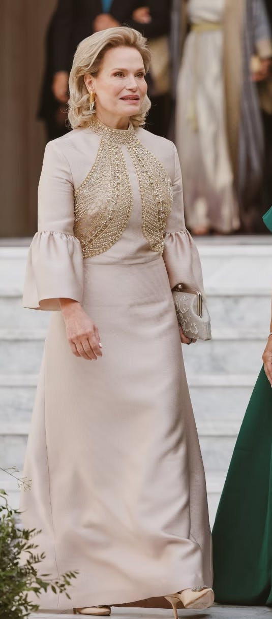 Prinsesse Aisha til vielse på Zahran Paladset.
