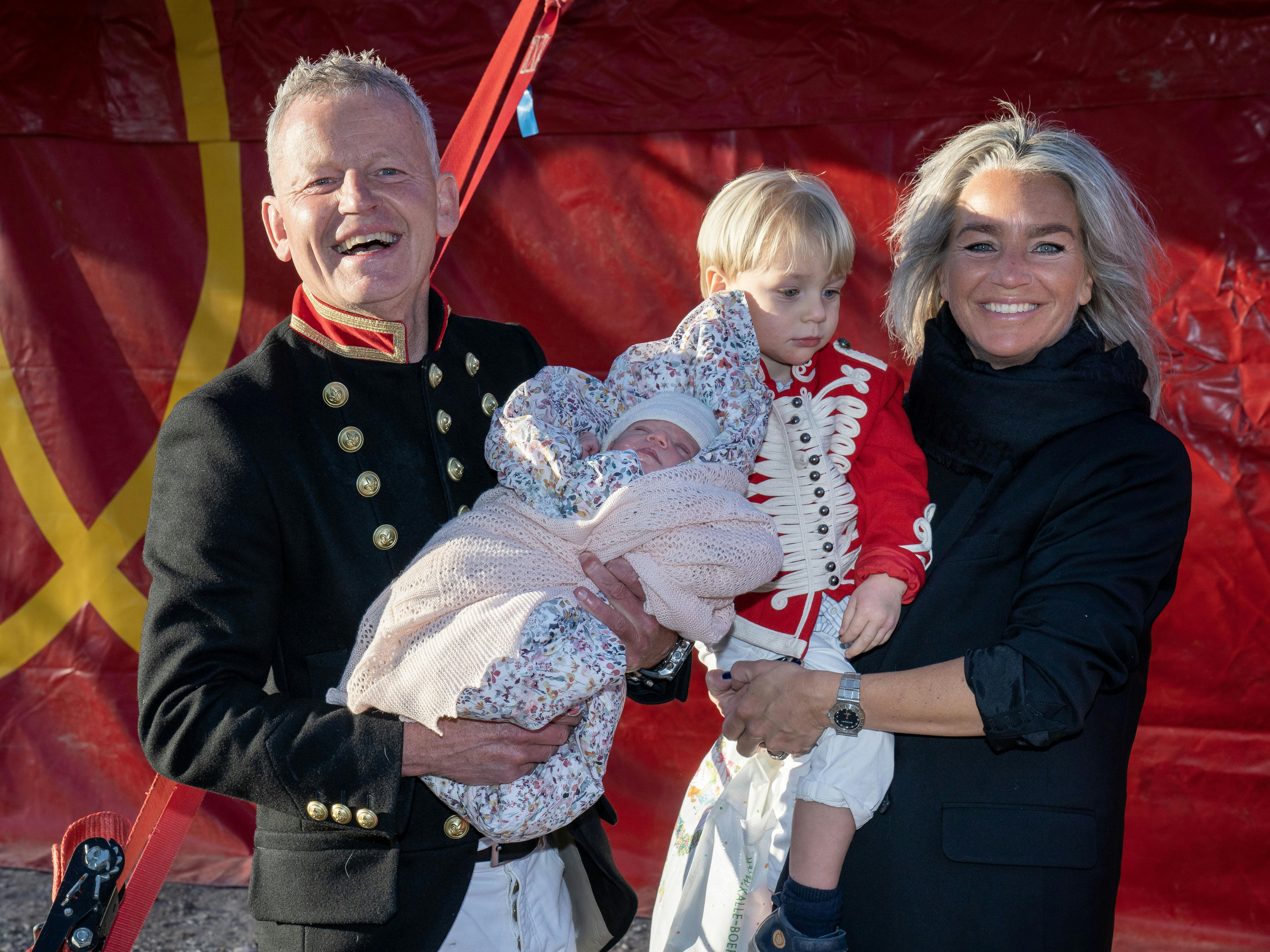 Bubber og Signe med børnene Alfred og Rosa.&nbsp;