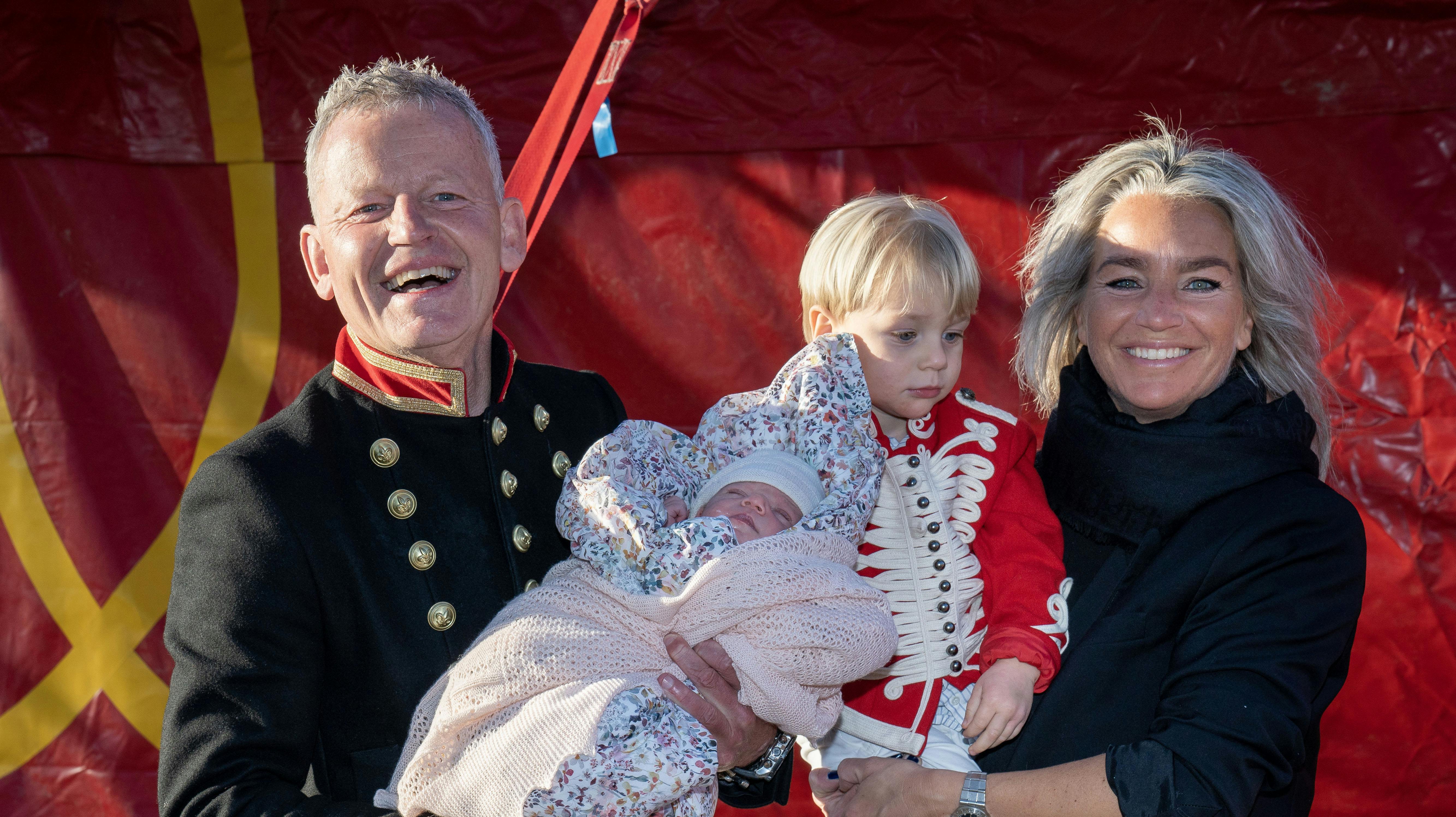 Bubber og Signe med børnene Alfred og Rosa. 