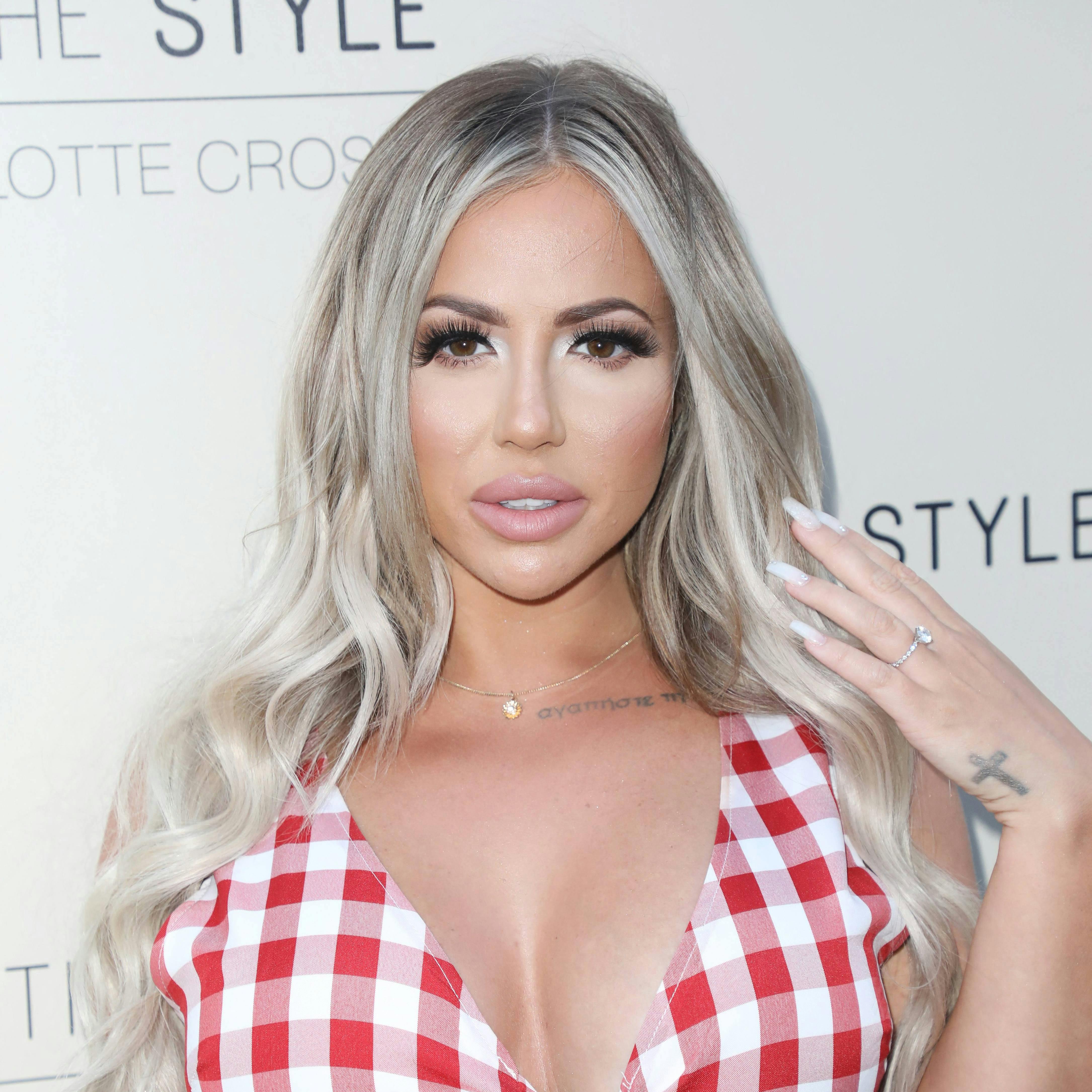 Holly Hagan er blevet mor.
