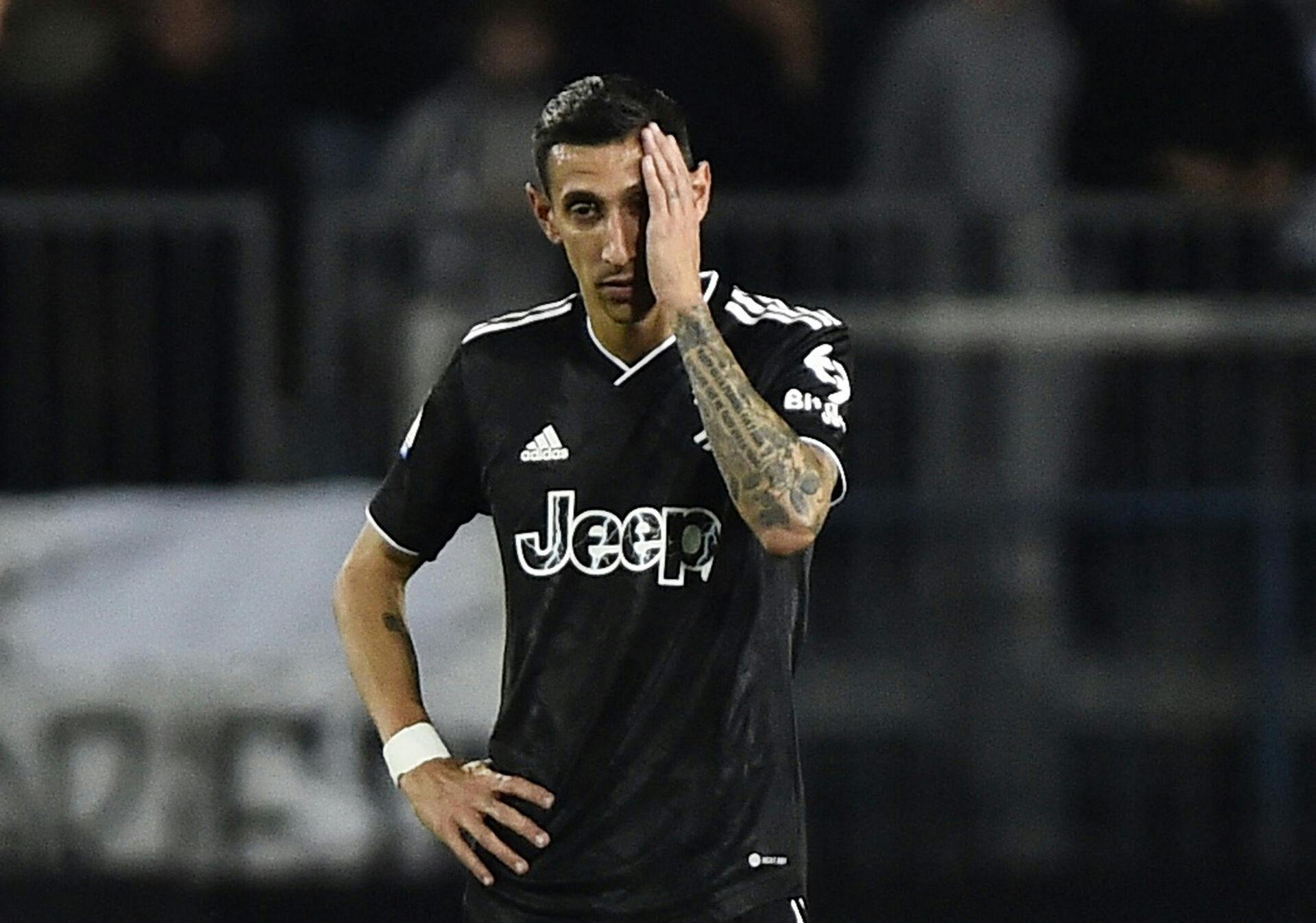 Angel Di Maria er fortid i den italienske storklub Juventus. Det oplyser han selv på Instagram.